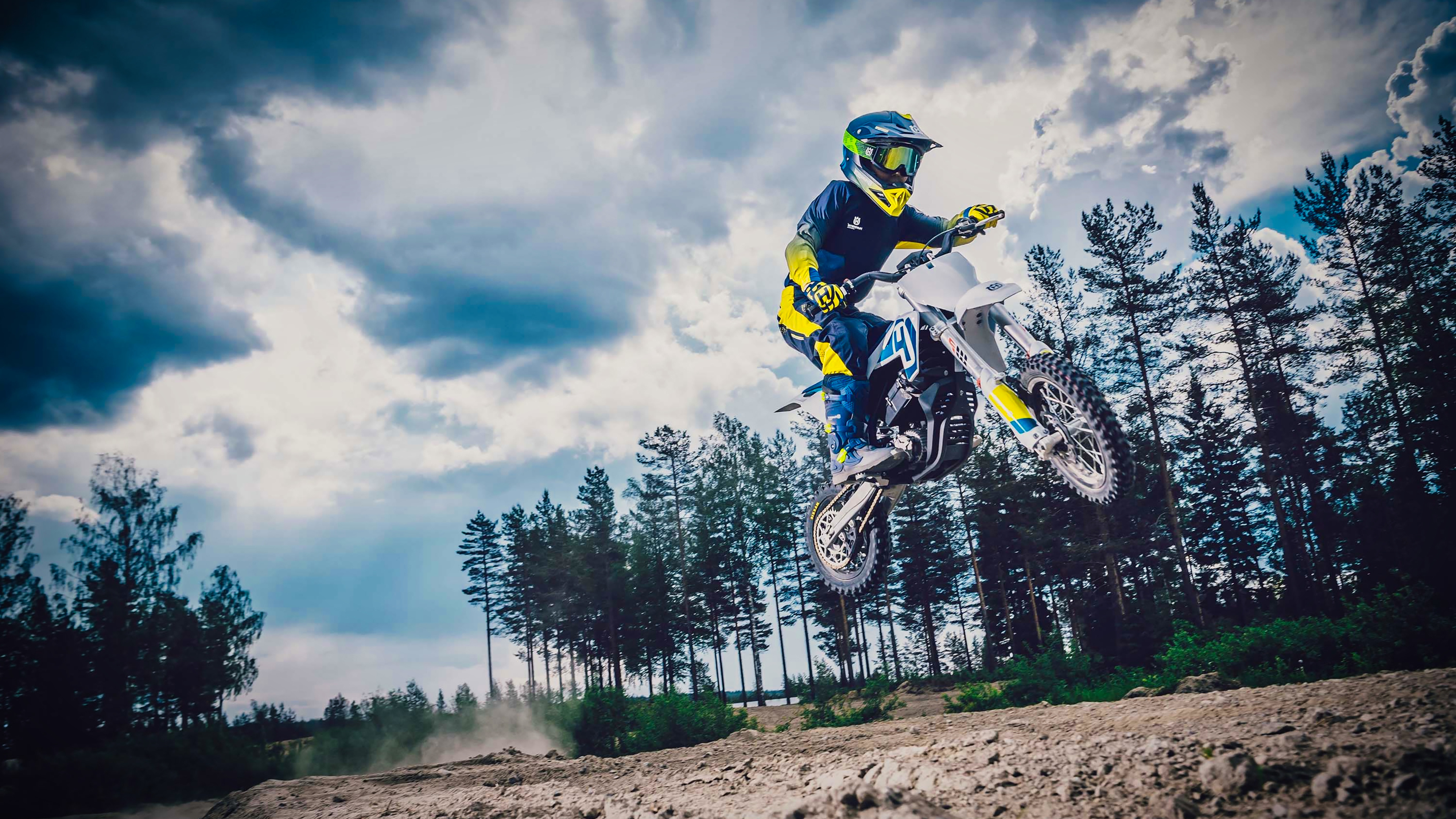 Husqvarna EE 5, Dirt 5 wallpapers, 3840x2160 4K Desktop