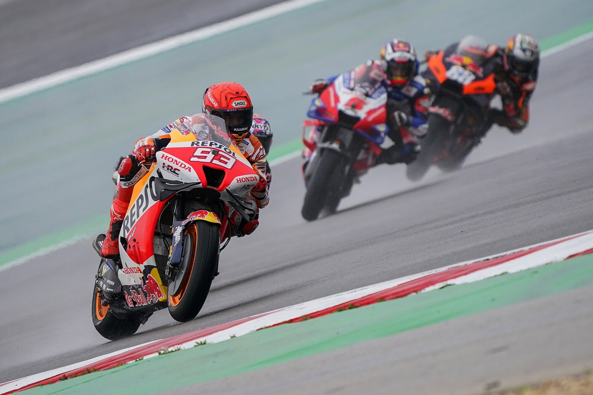 Marc Marquez number 93, Repsol Honda RC213V, Pramac Ducati in spray, MotoGP wet race rooster tails, HD Desktop wallpaper
