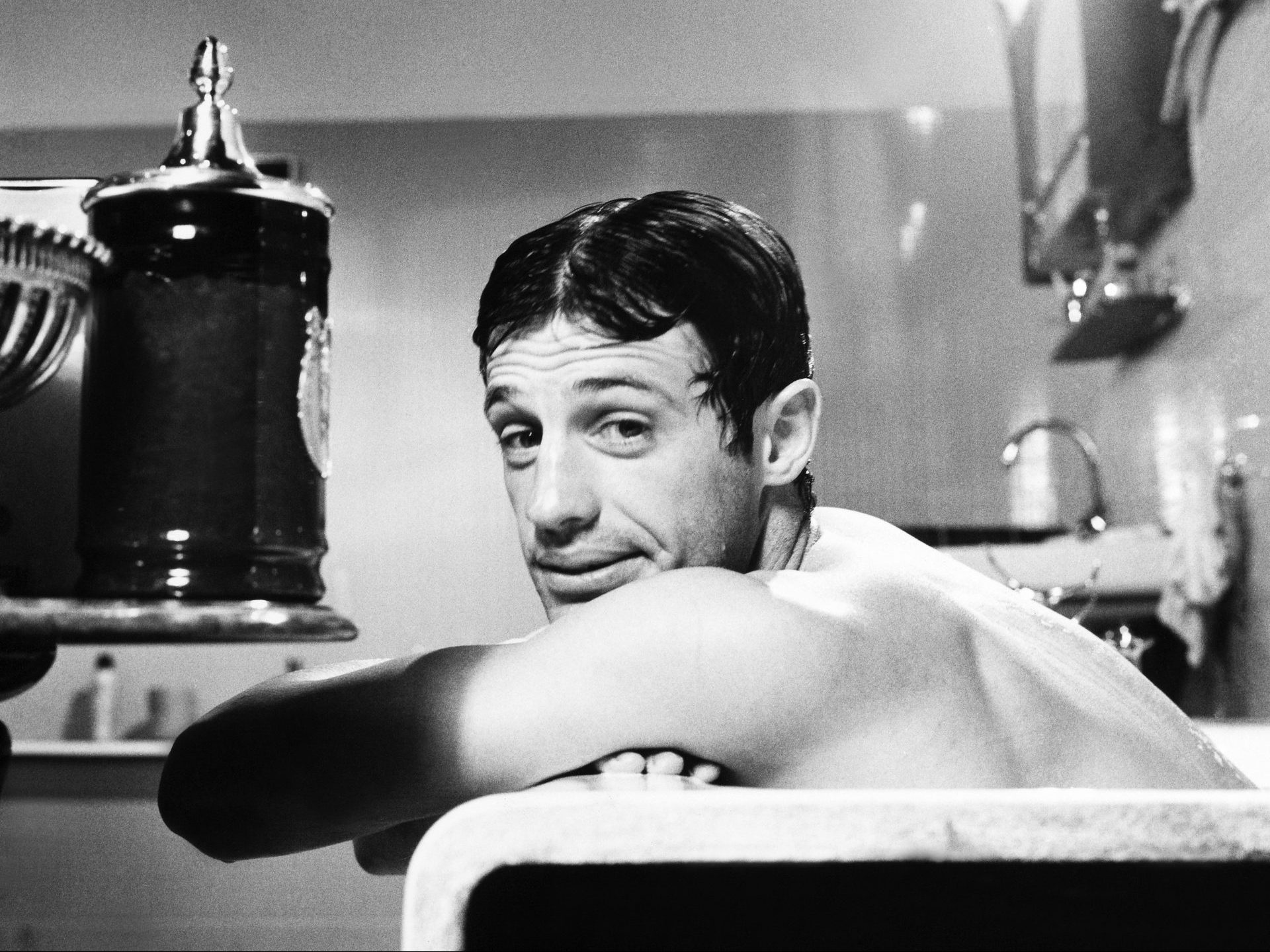 Jean-Paul Belmondo movies, Kanada Manifest Minimln, Jean Pol Belmondo, Zruen, 1920x1440 HD Desktop