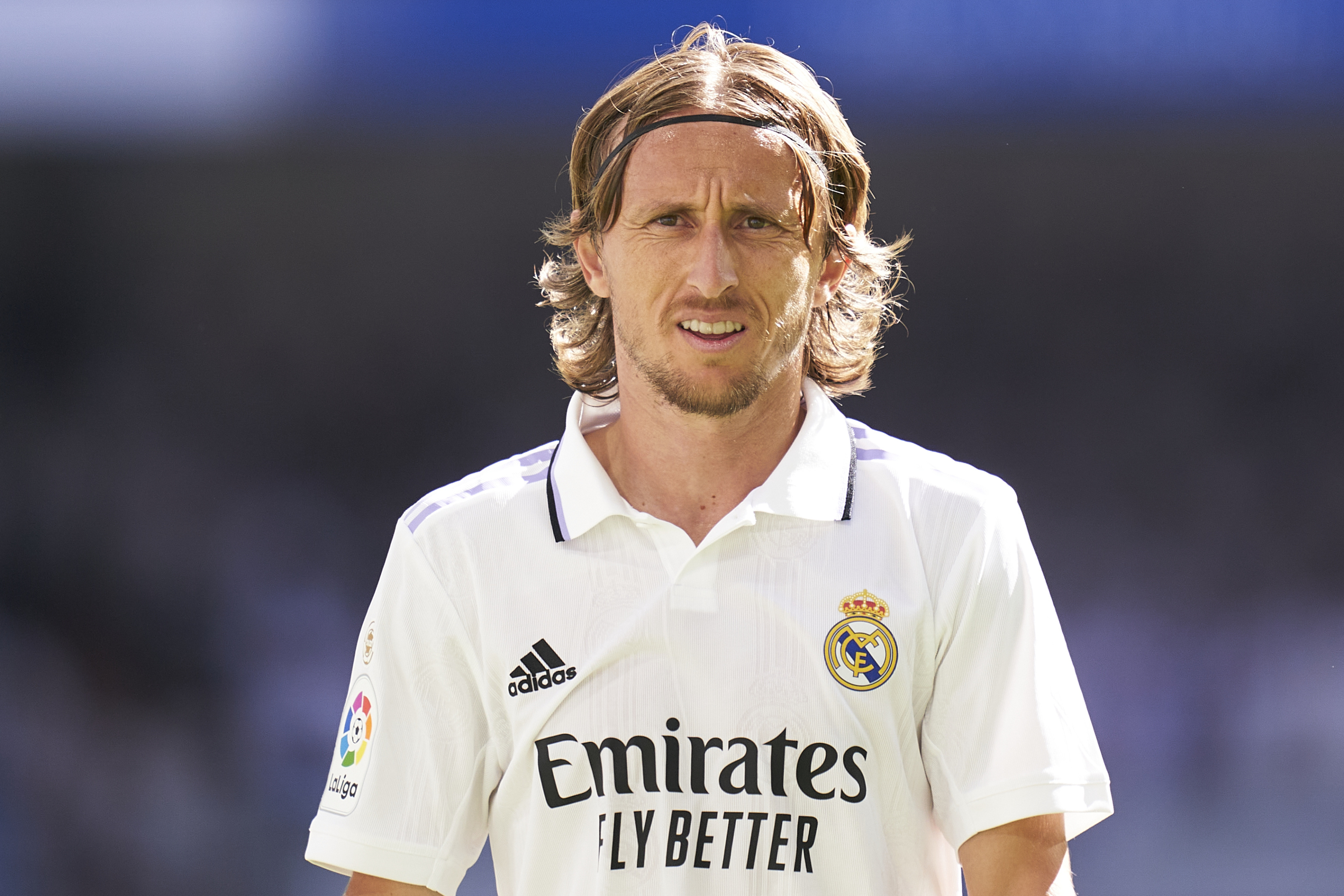 Luka Modric, Real Madrid home jersey, La Liga sleeve patch, HD Desktop wallpaper