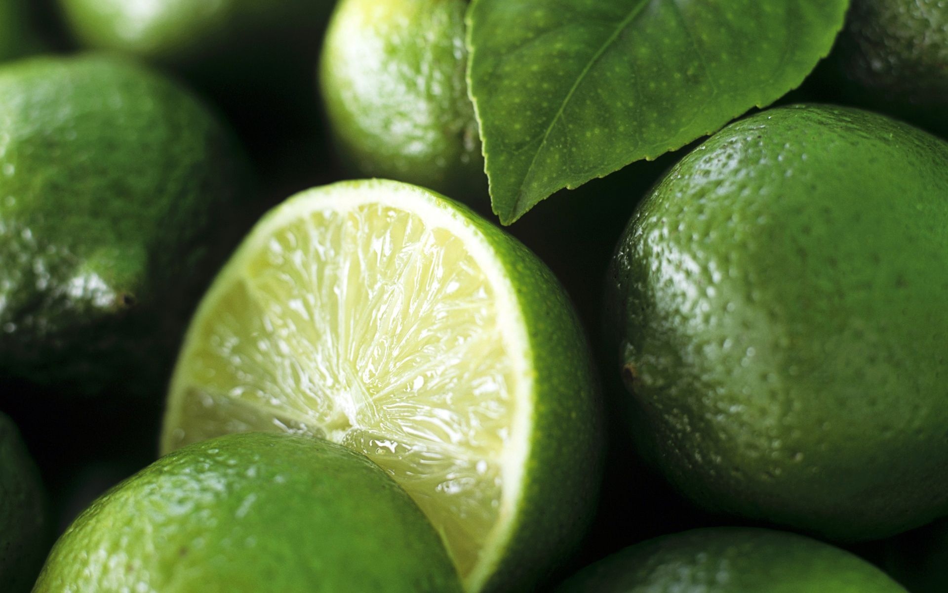 Vibrant lime, Zesty and tangy, Citrus fruit, Fresh flavor, 1920x1200 HD Desktop