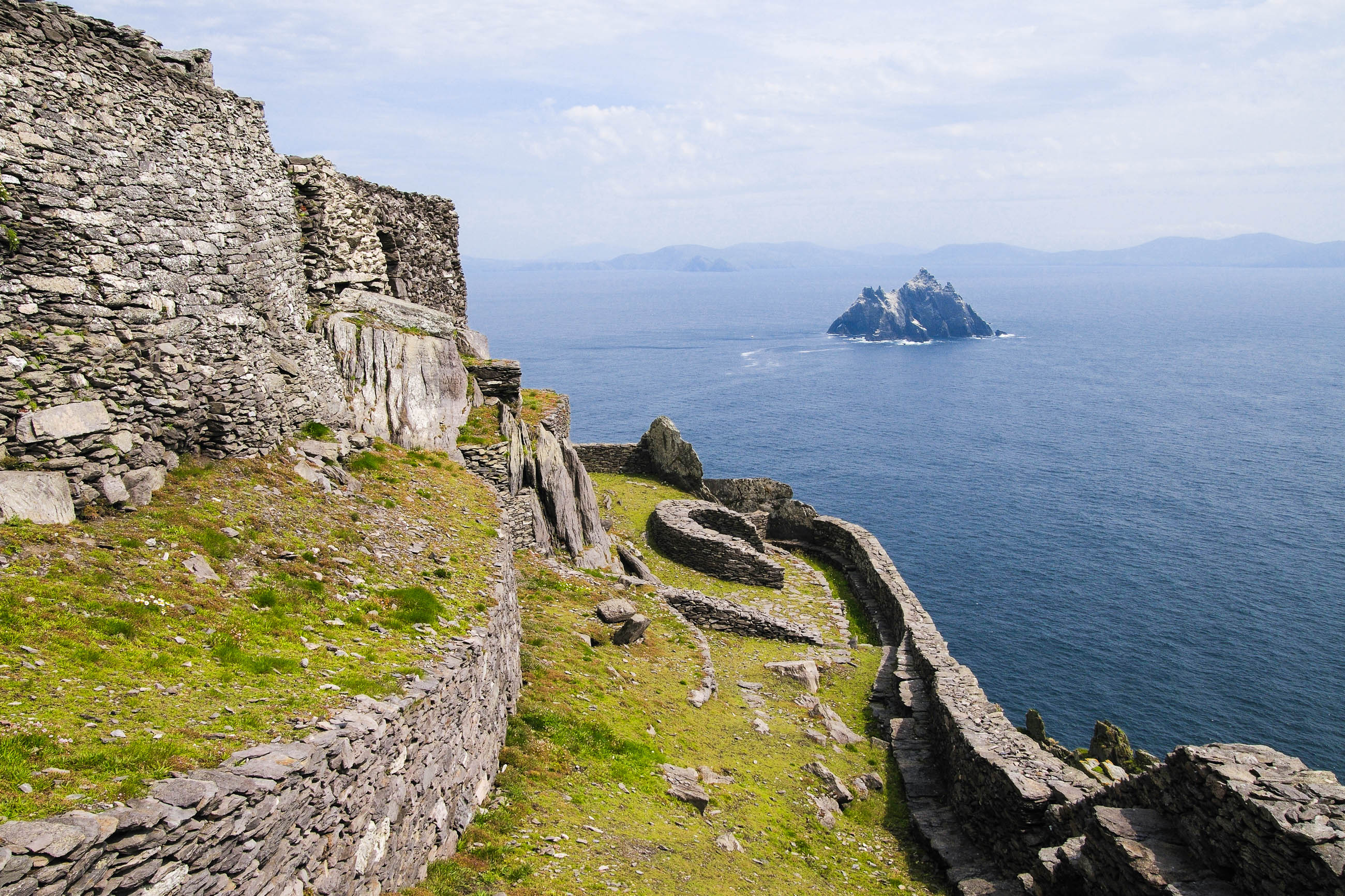 Skellig Michael Monastery, Ireland, Franks Travelbox, 2600x1740 HD Desktop