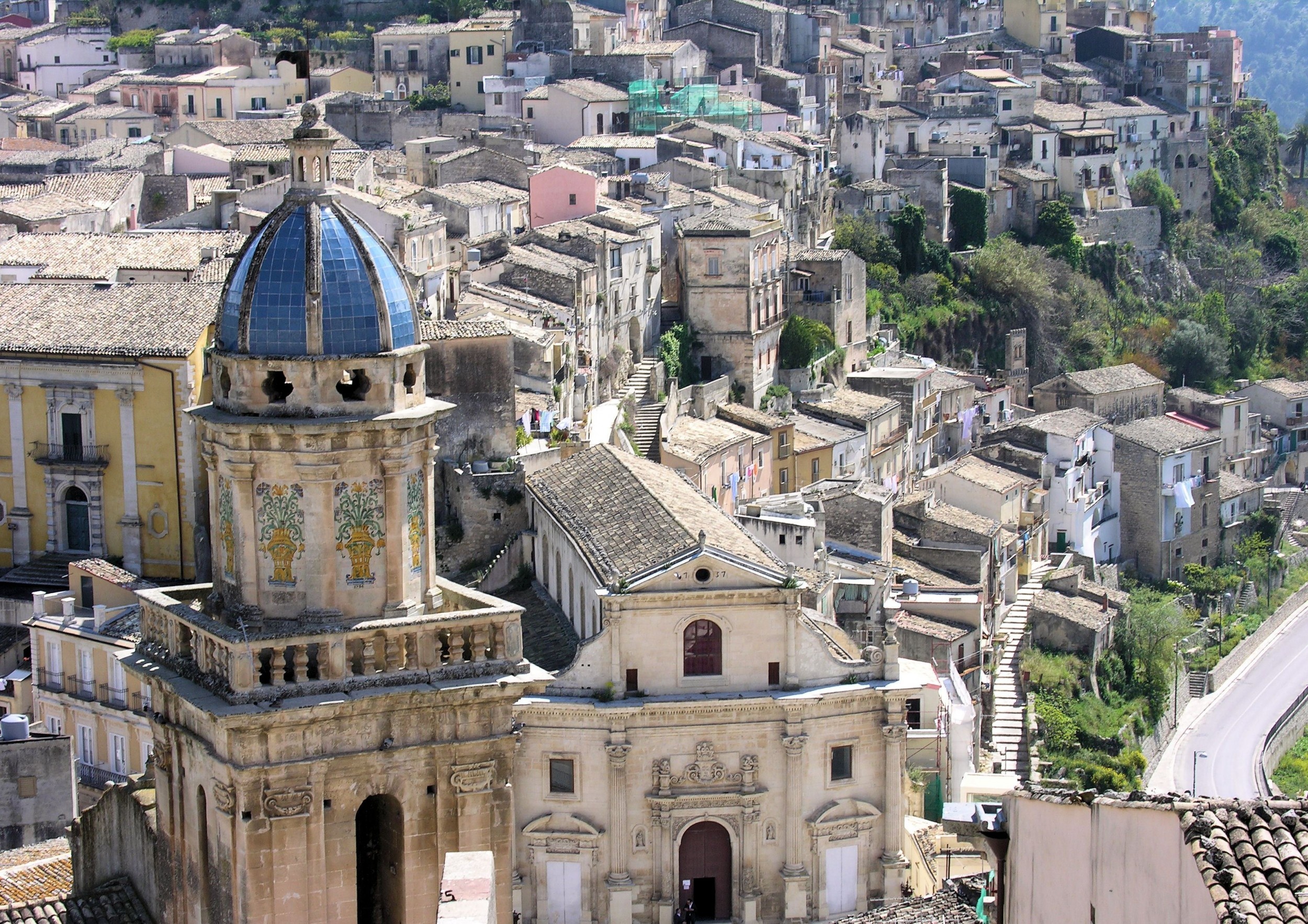 Ragusa vacation, Sandy beaches, Local attractions, Pleasure seekers, 2500x1770 HD Desktop