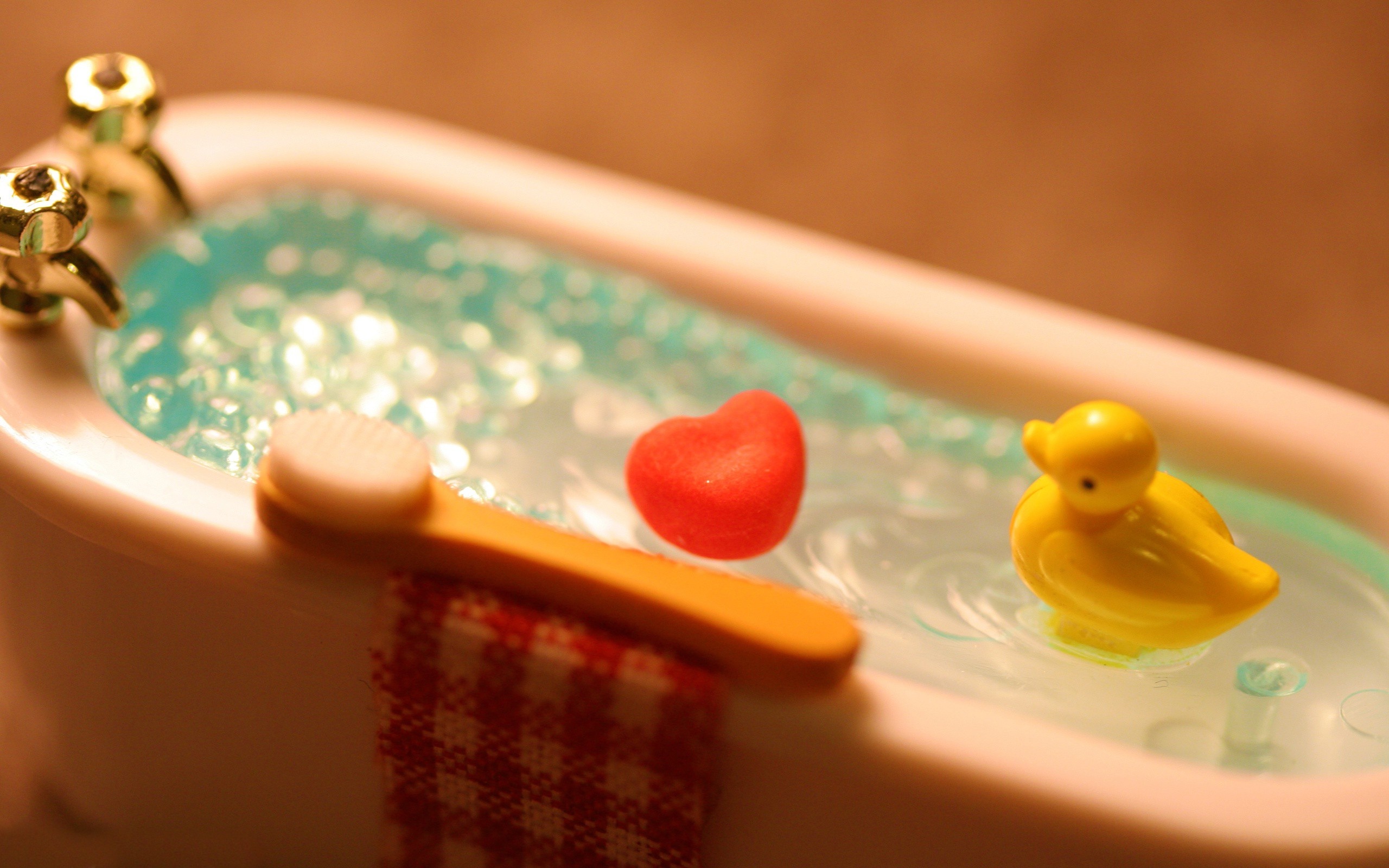 Mini bath, Cute Computer Wallpaper, 2560x1600 HD Desktop