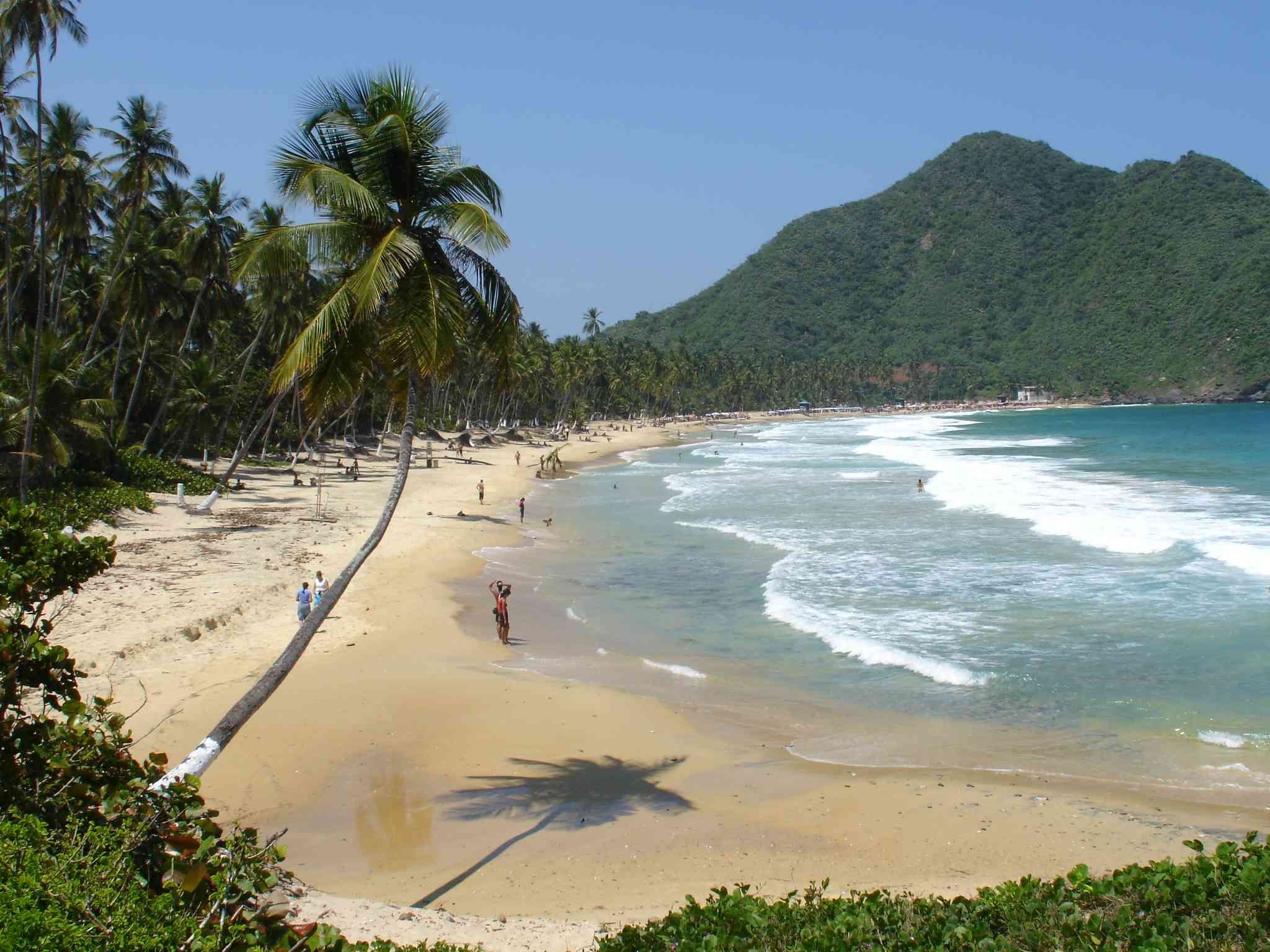 Margarita Island, Choroni, Beach paradise, Sparkling sand, 2050x1540 HD Desktop