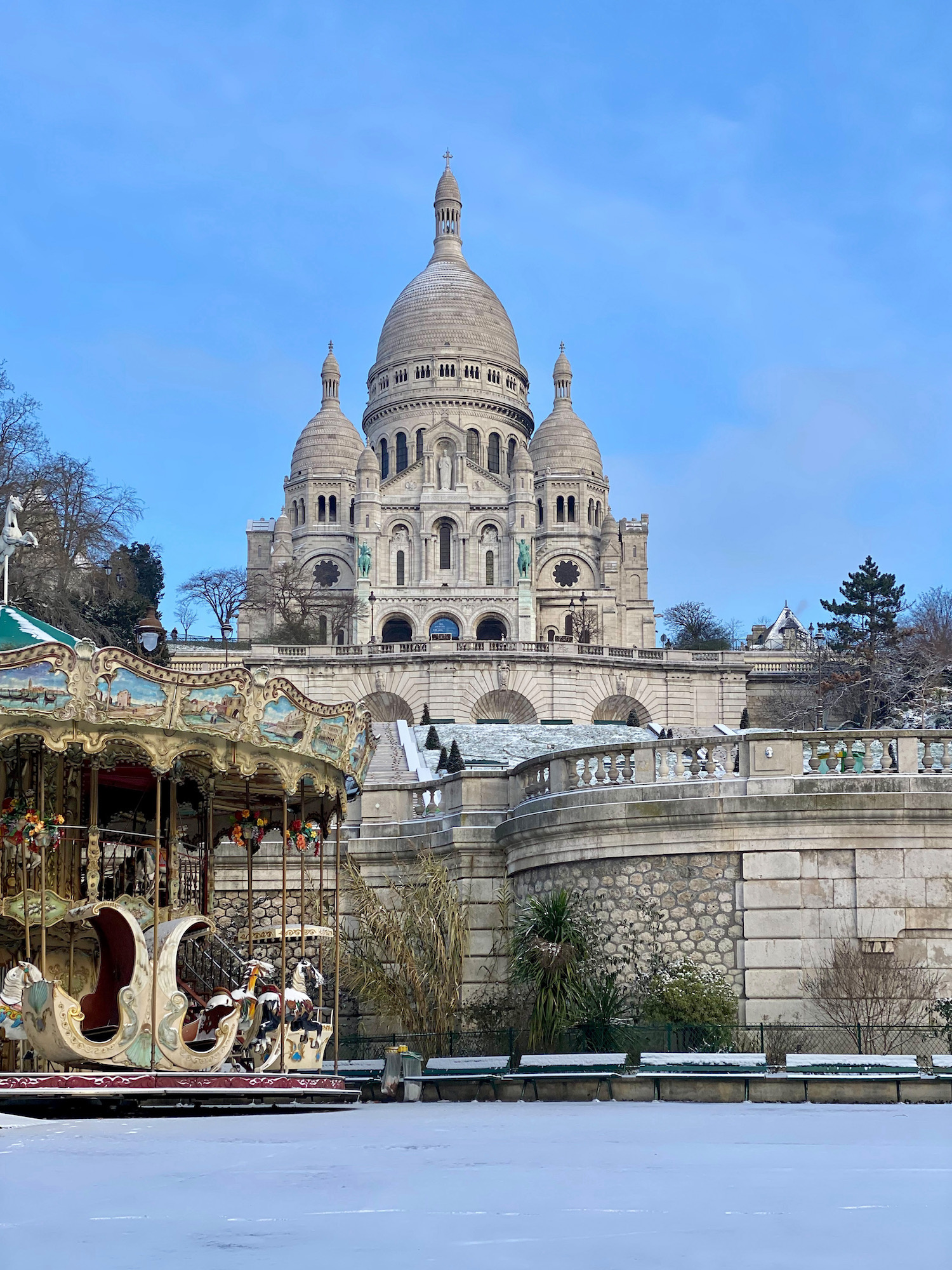 Sacre Coeur, Paris, Snow in Montmartre, Landen Kerr, 1500x2000 HD Phone