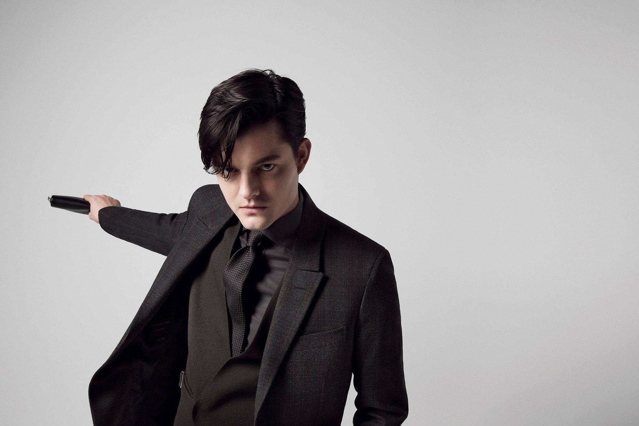 Sam Riley, New face of Ermenegildo Zegna Couture, 2050x1370 HD Desktop