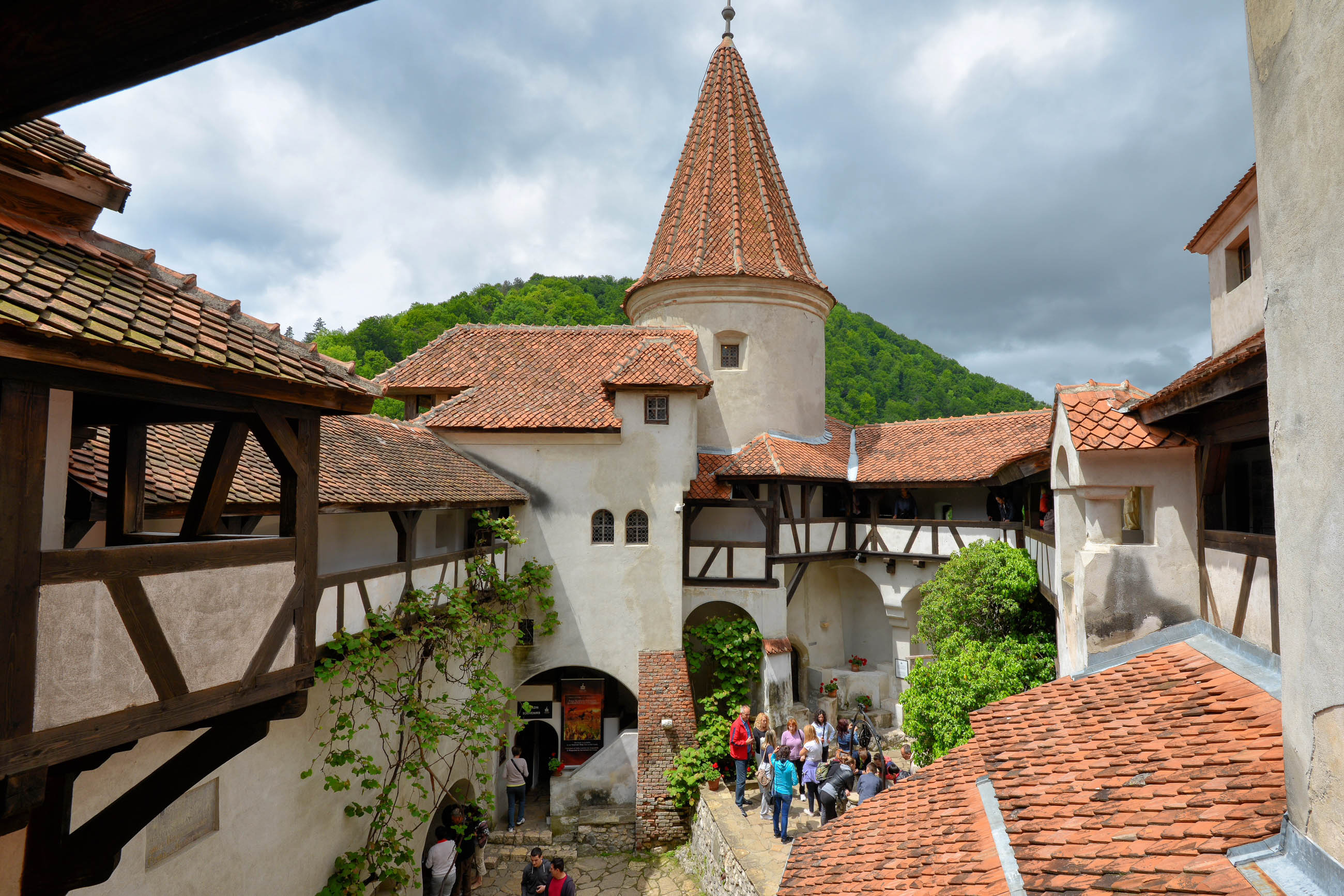 Bran Castle, Pictures, Romania, Franks, 2600x1740 HD Desktop
