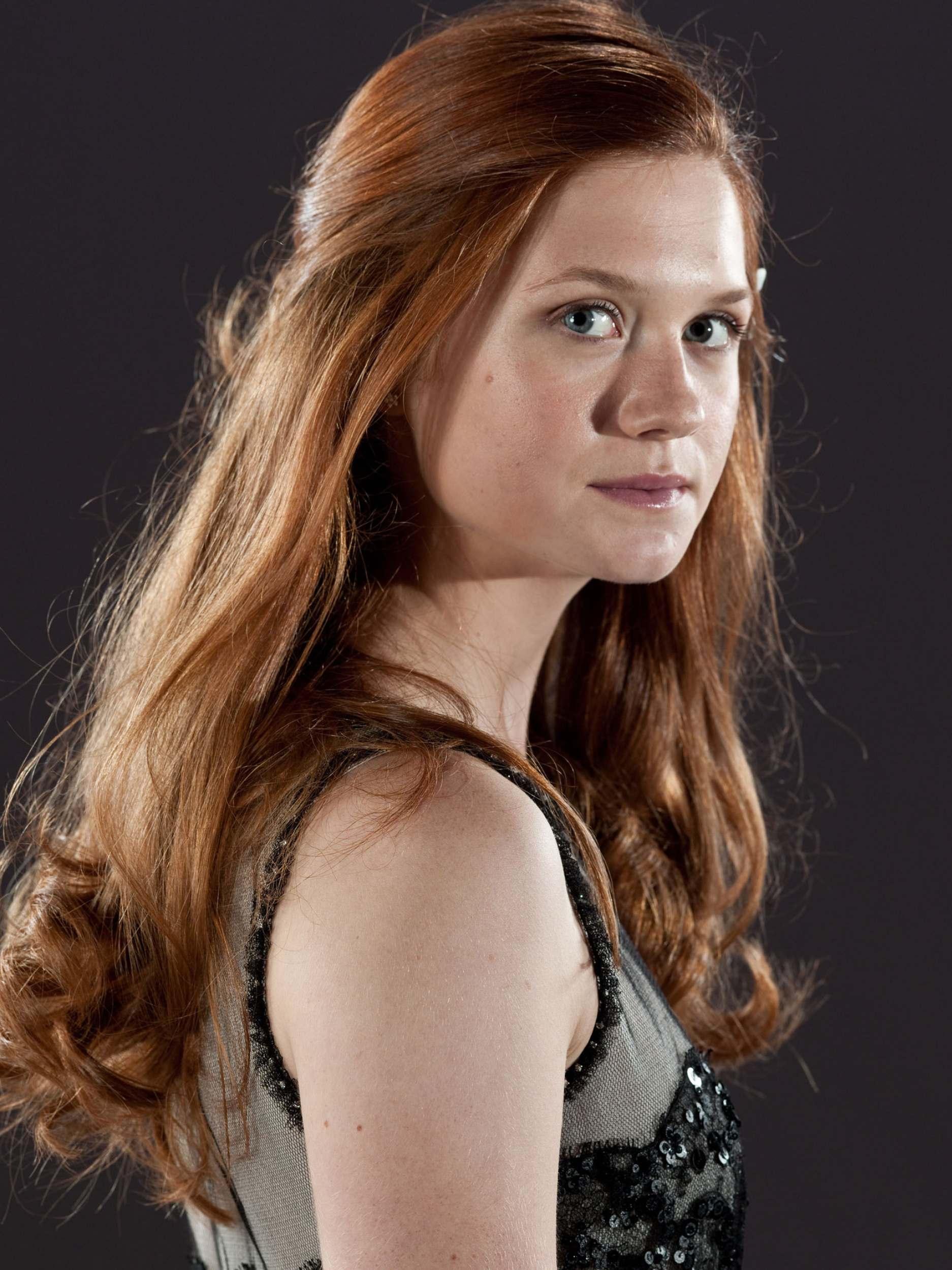 Ginny Weasley, Posted by john mercado, 1880x2500 HD Phone