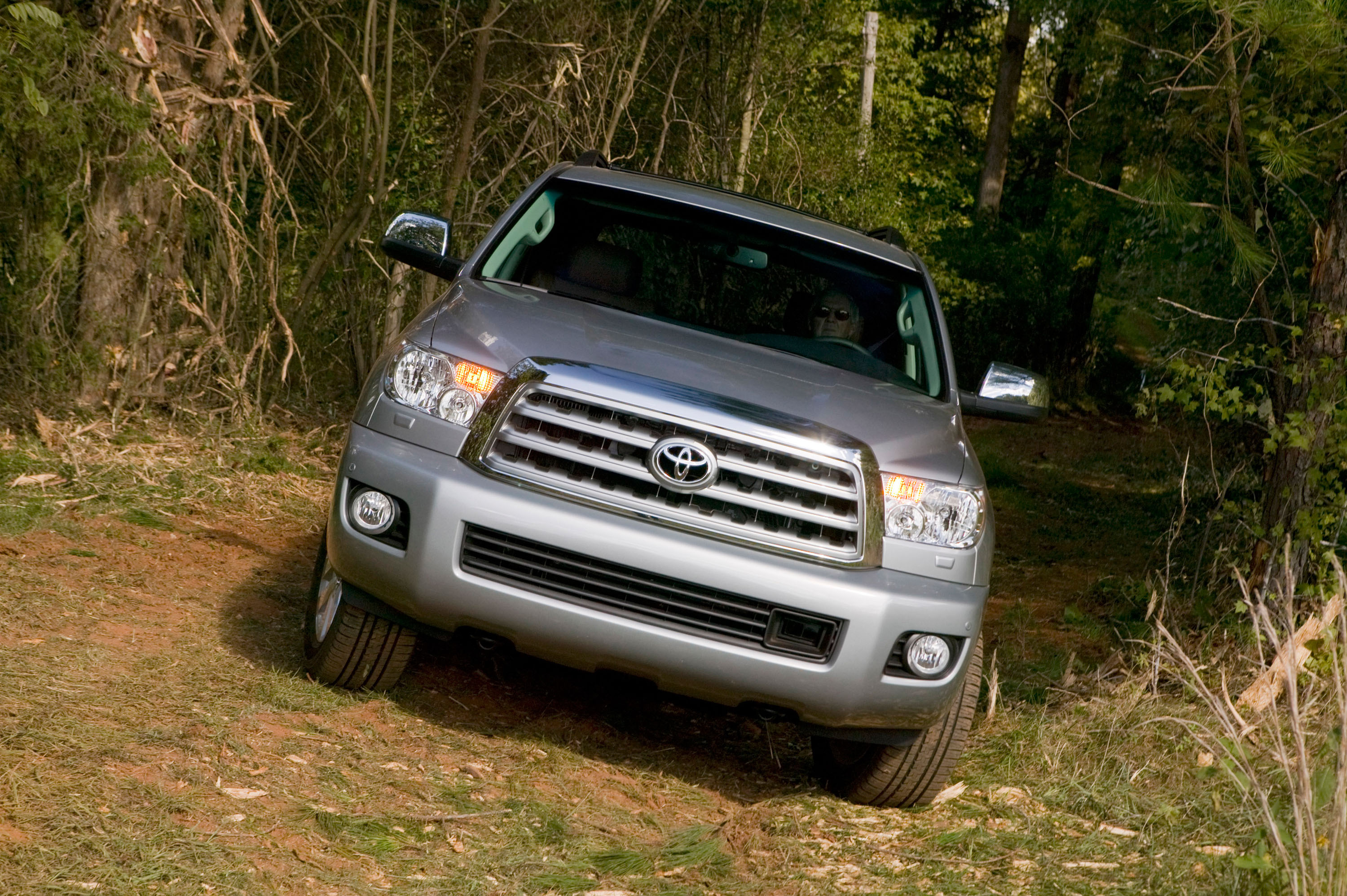 Gen II Front View, Toyota Sequoia Wallpaper, 3000x2000 HD Desktop