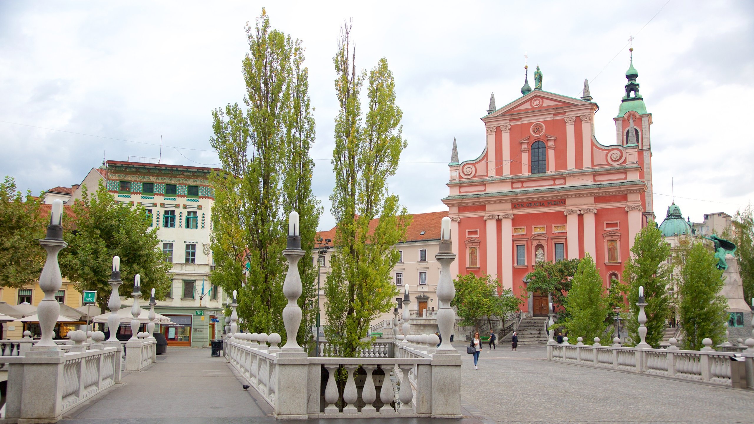 Ljubljana, Fun things to do, June 2022, Expedia, 2560x1440 HD Desktop