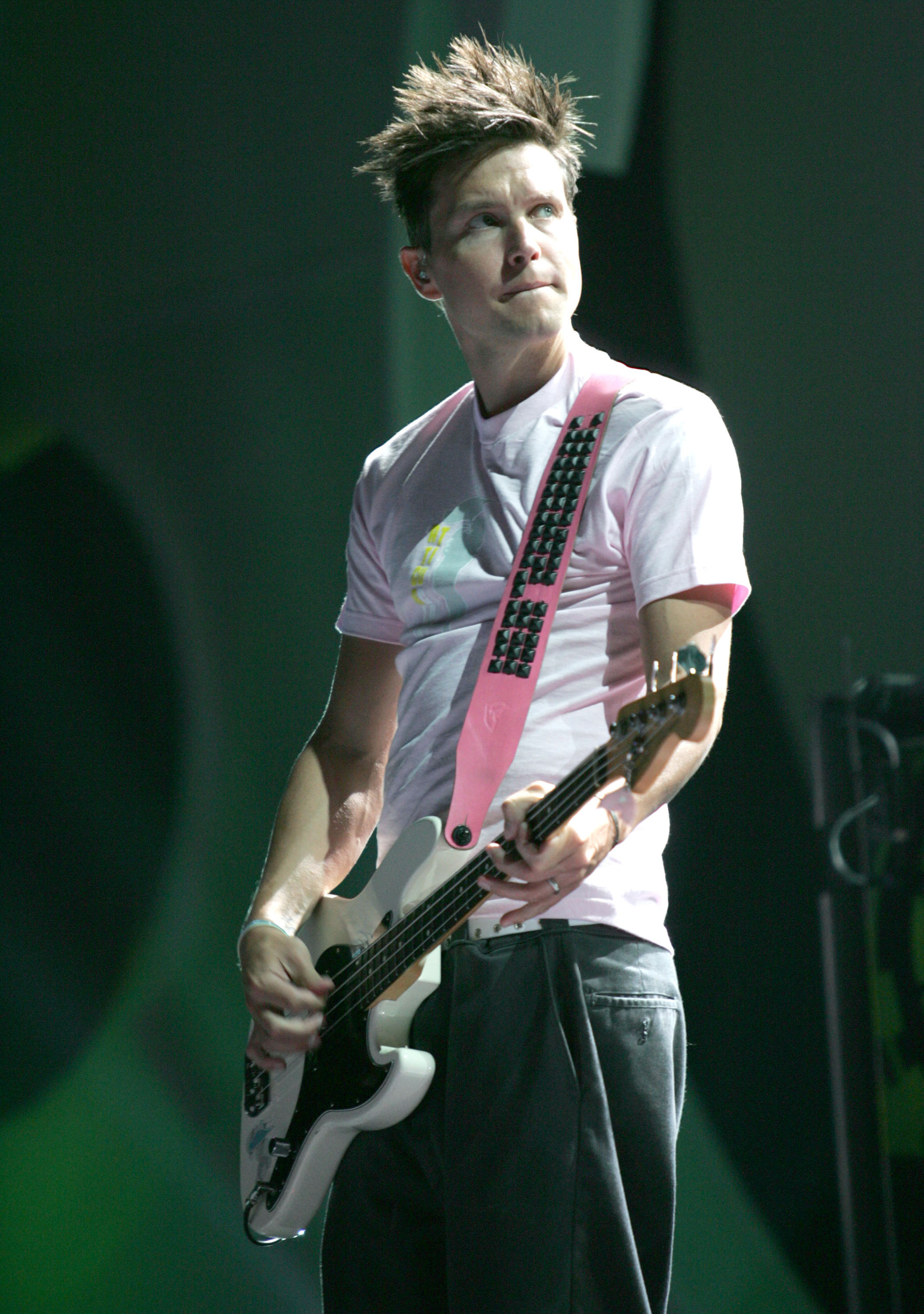 Mark Hoppus, Q&A with Rolling Stone, 2110x3000 HD Phone