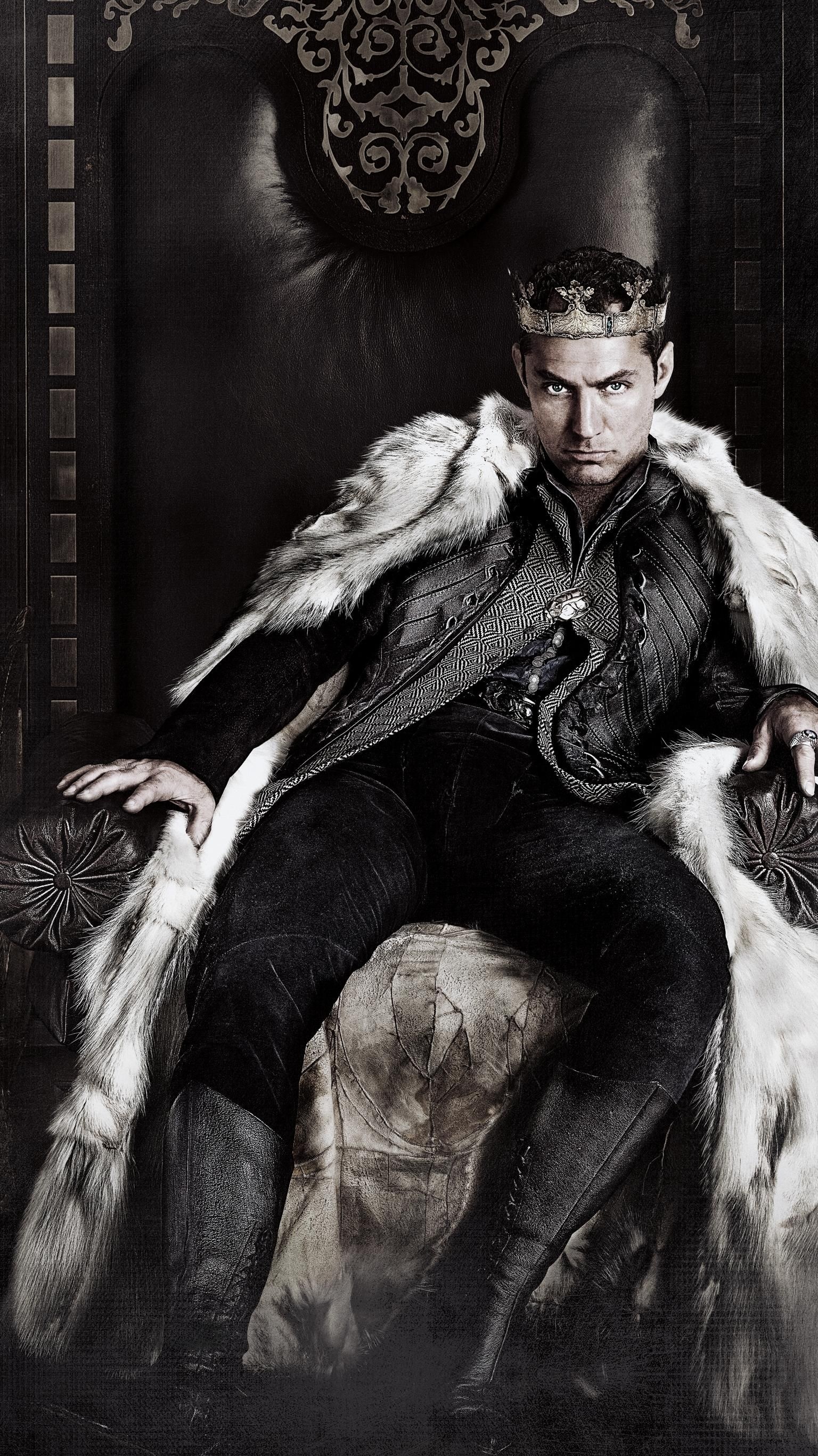 Powerful Pose, King Arthur, Brooding atmosphere, Epic legend, 1540x2740 HD Phone