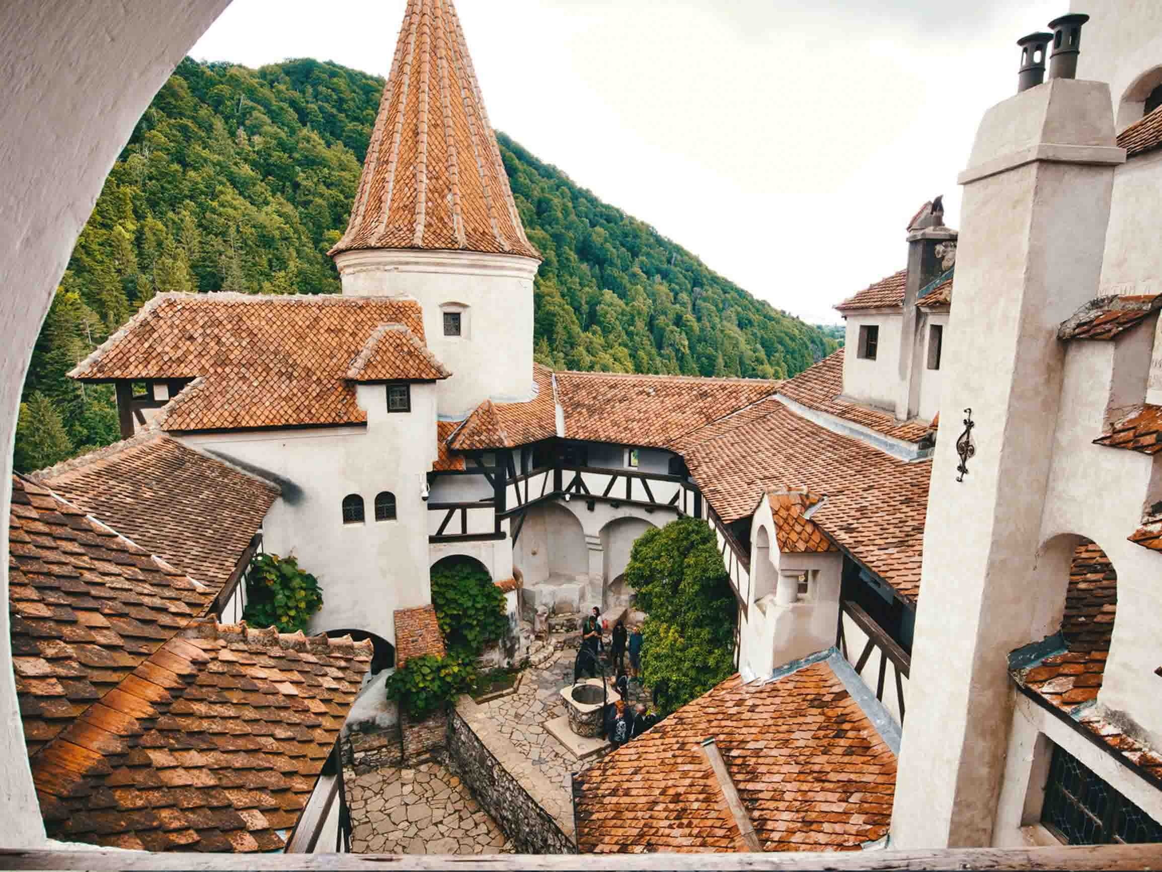 Bran Castle, Transylvania, Incentive travel, Dracula's castle, 2310x1740 HD Desktop