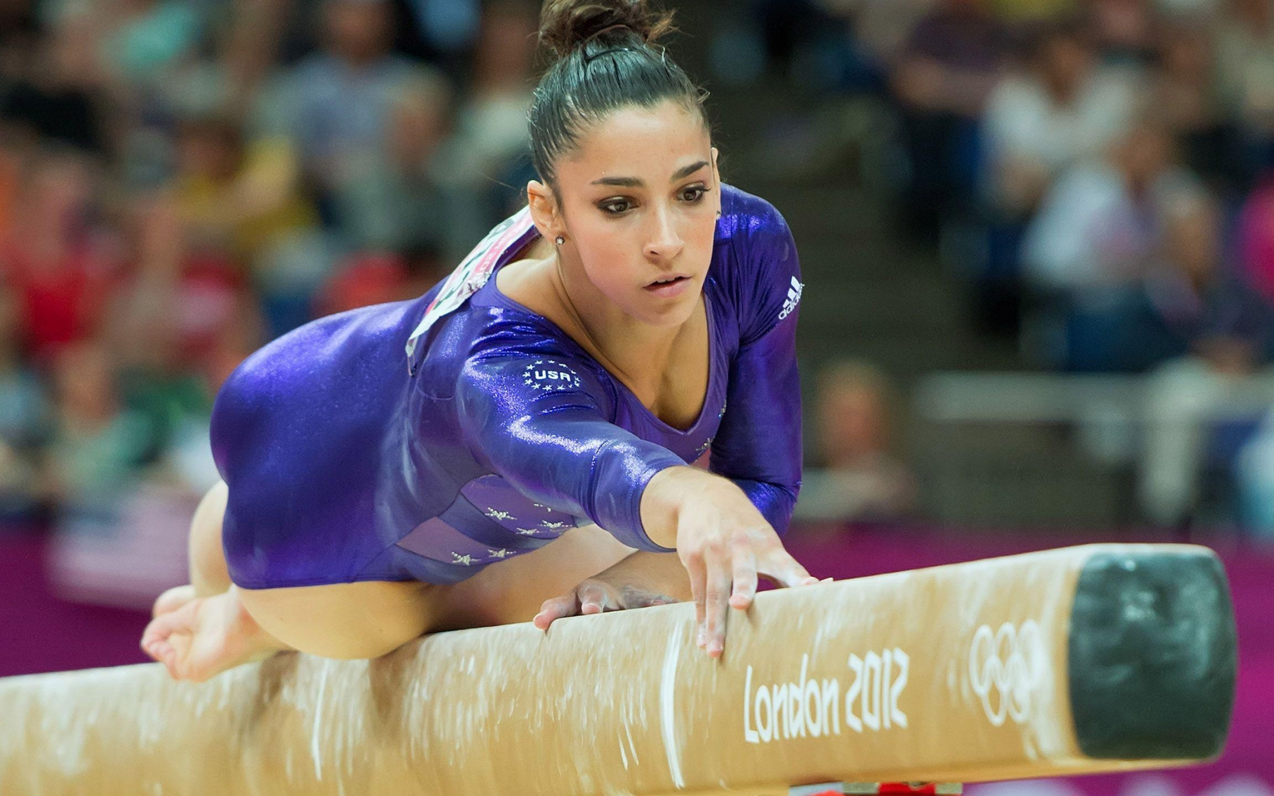Aly Raisman, Balance Beam Wallpaper, 2560x1600 HD Desktop