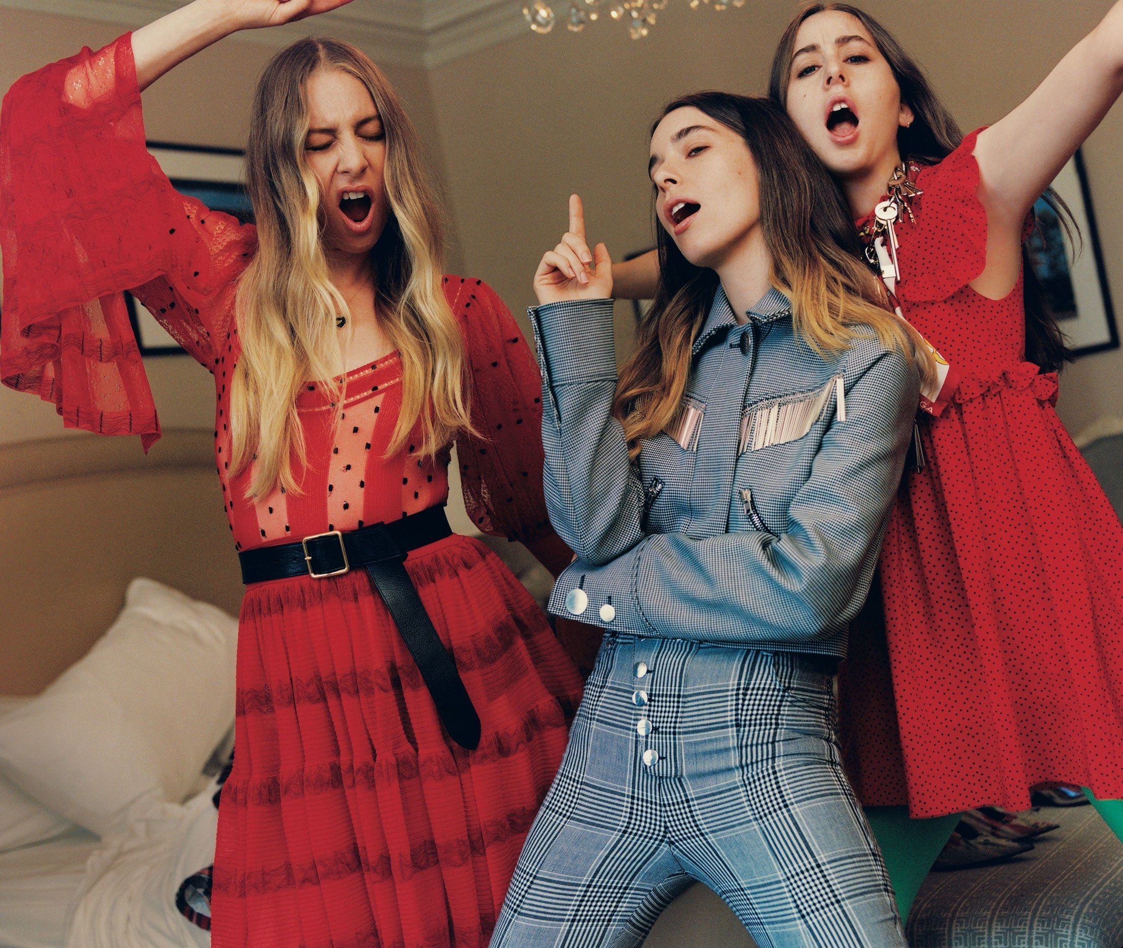 HAIM band, 63 cool ideas, Haim style, Girl, 2220x1870 HD Desktop