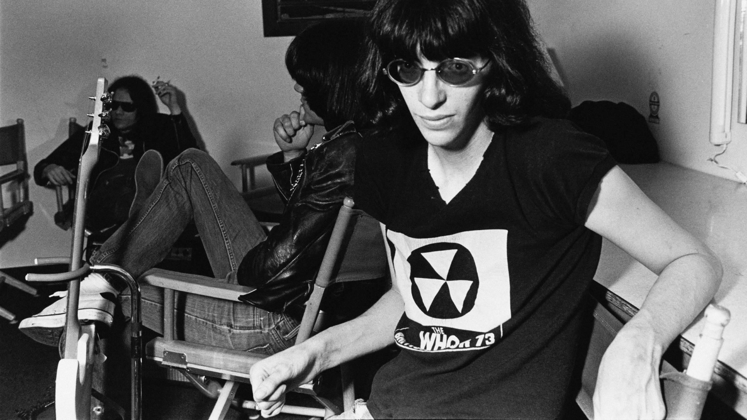 Joey Ramone, Ramones Wallpaper, 2560x1440 HD Desktop