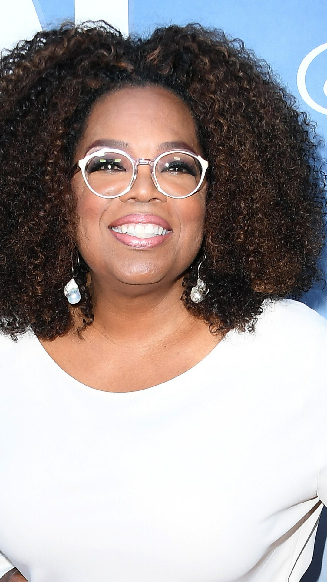 Oprah Winfrey, Emmy Awards 2020, Red carpet fashion, Hollywood icon, 1080x1920 Full HD Phone