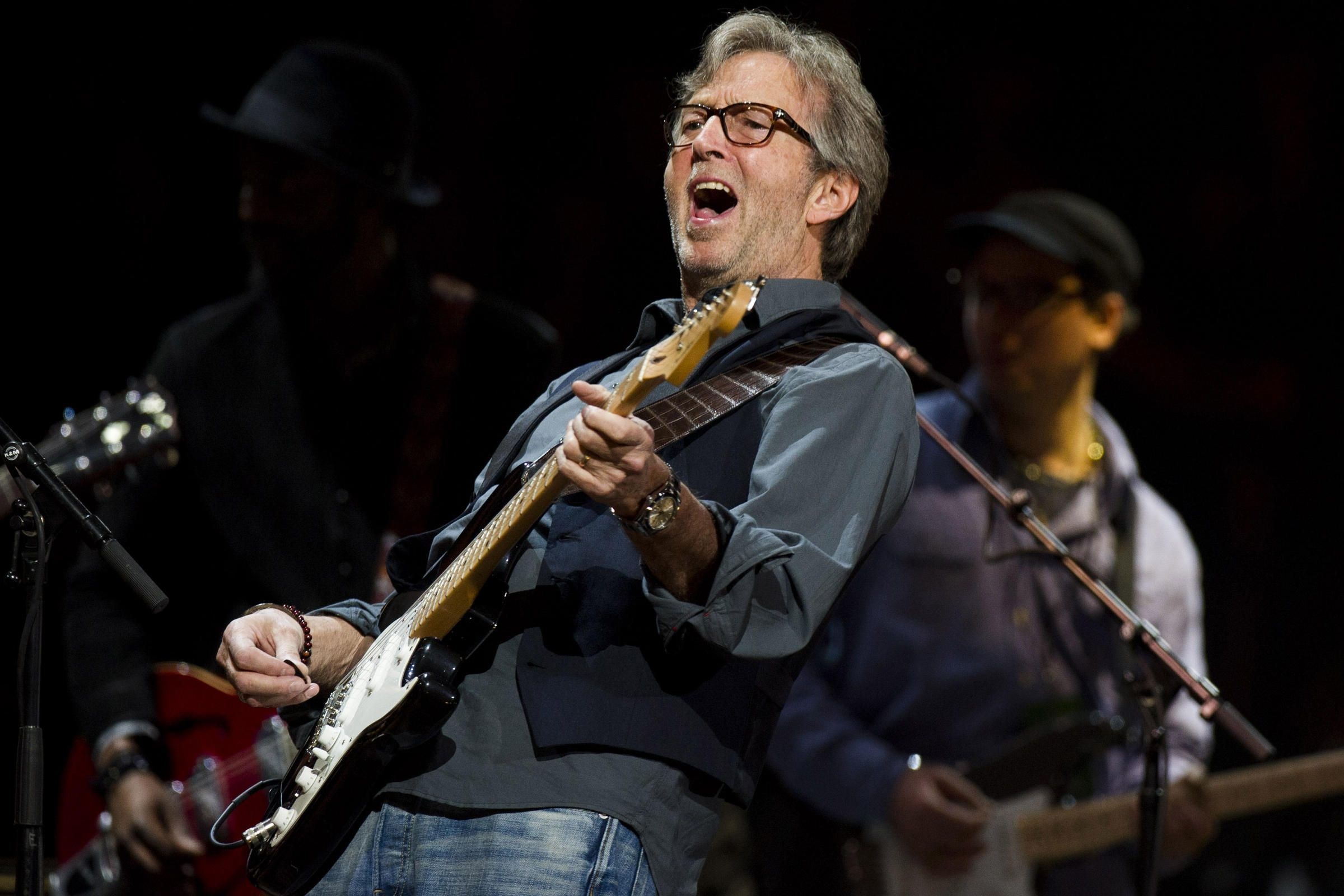 Eric Clapton, Heartfelt lyrics, Raw emotions, Timeless music, 2400x1600 HD Desktop