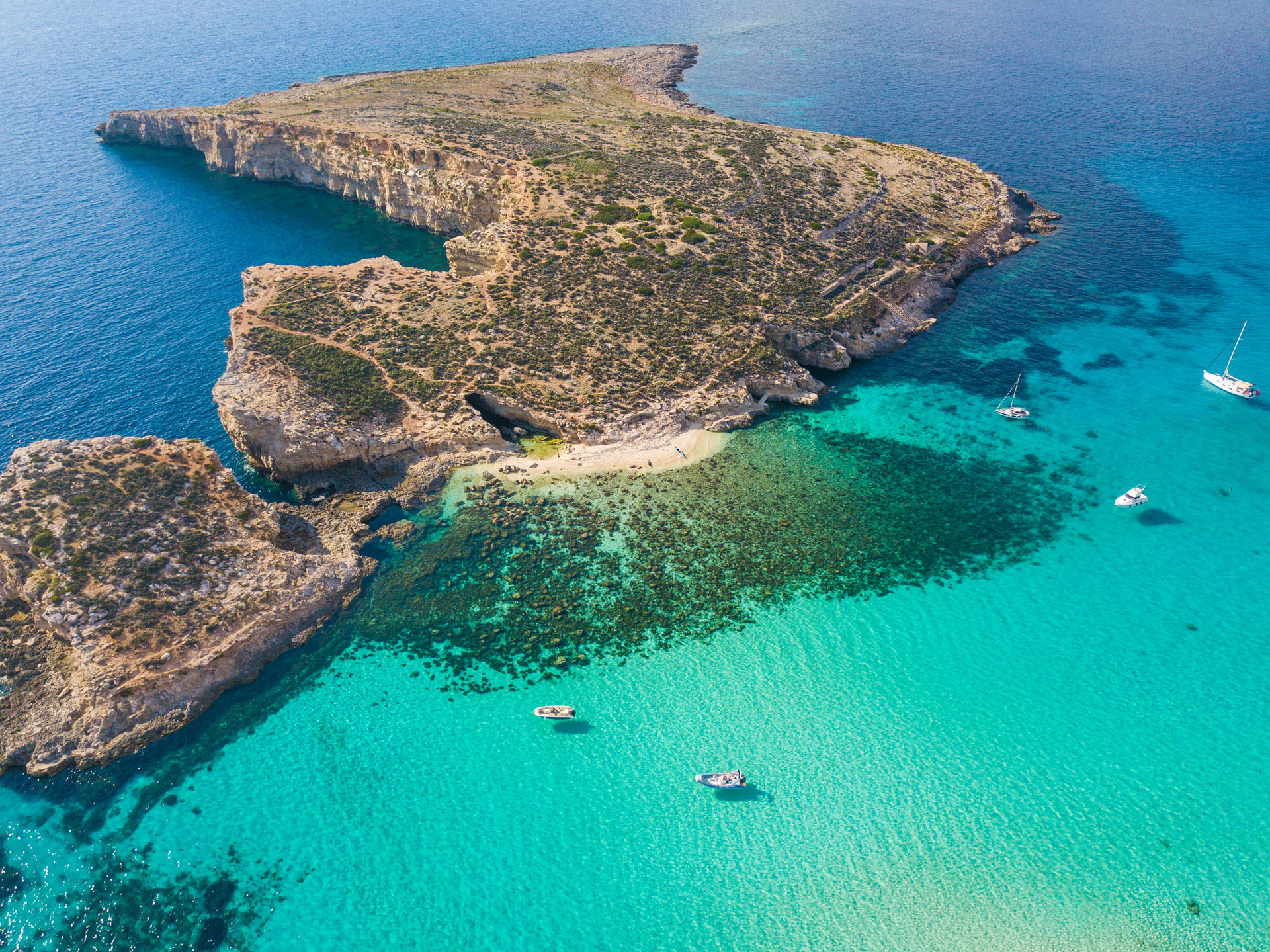 Comino Island, Blue Lagoon, Visit, Boat trips, 1920x1440 HD Desktop