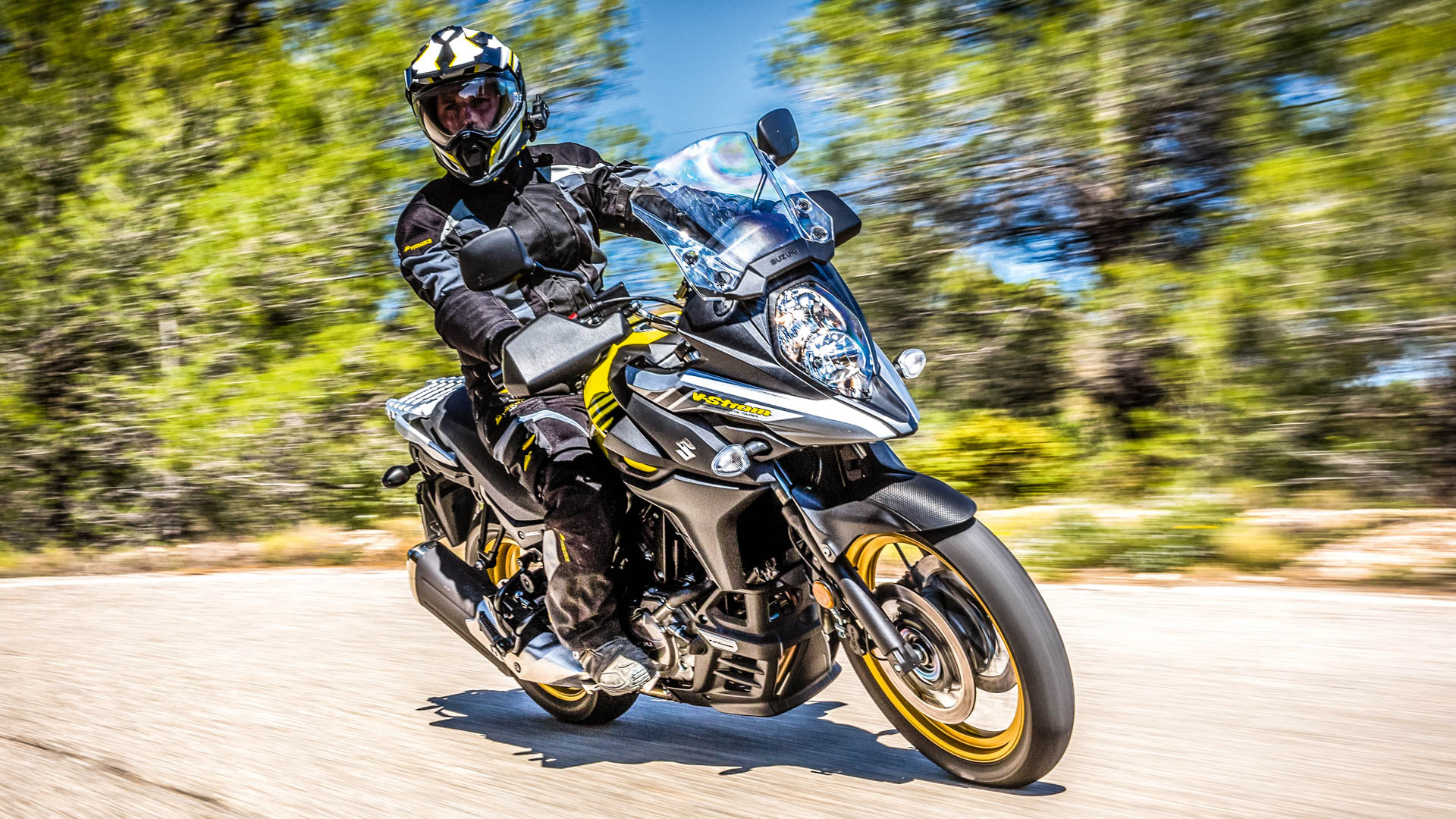 Suzuki V-Strom 650, XT version, Electrifying ride, Unmatched power, 1920x1080 Full HD Desktop