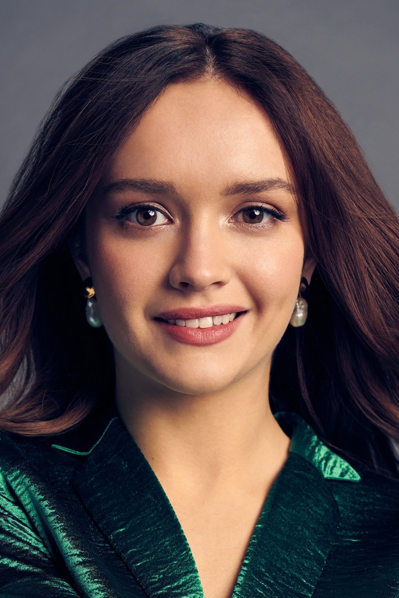 Olivia Cooke, InfoPerson, The MovieDB API, 1340x2000 HD Phone