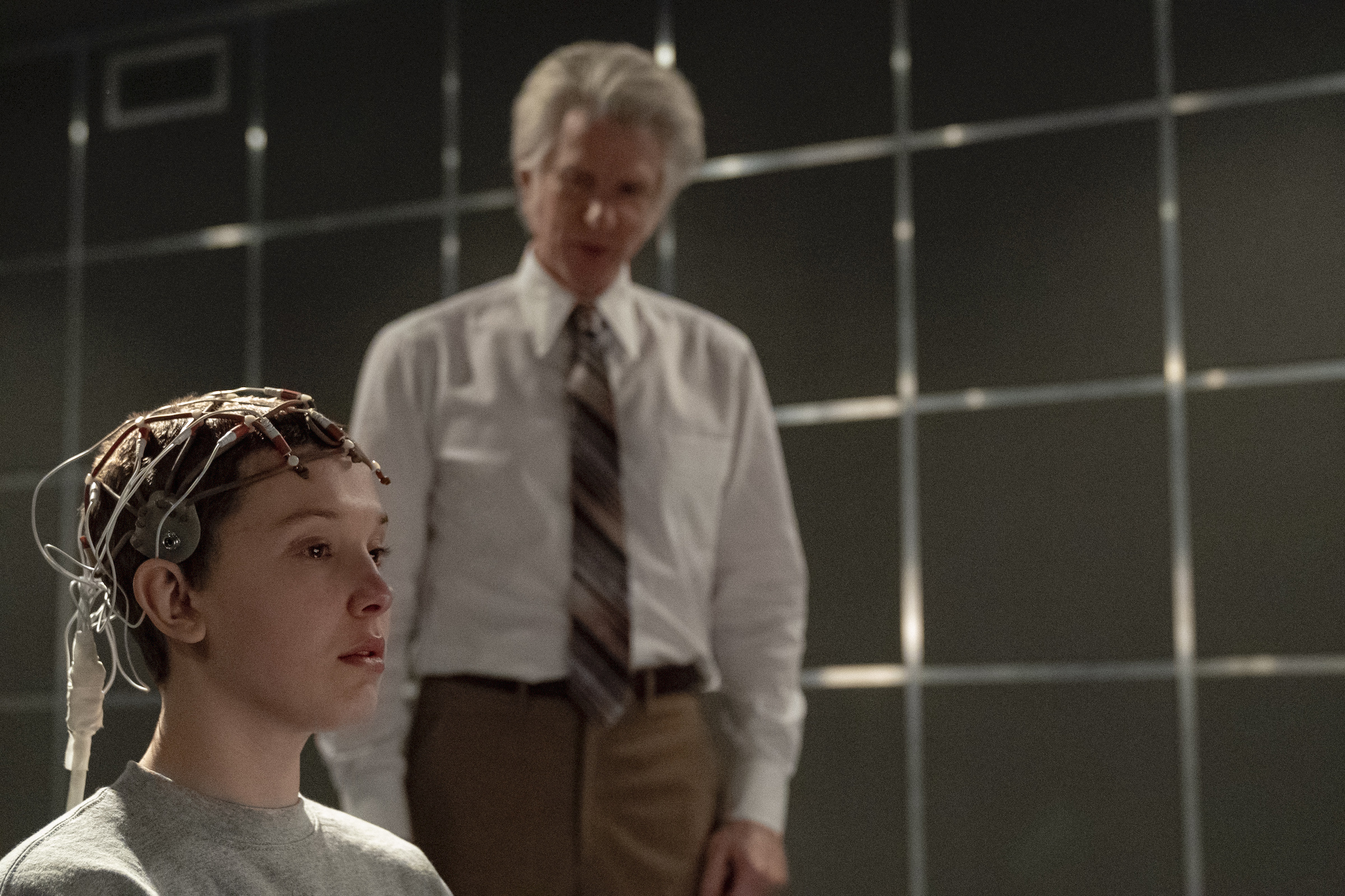 Eleven (Stranger Things), Series end time, Sets up, Stranger things 4, 2400x1600 HD Desktop
