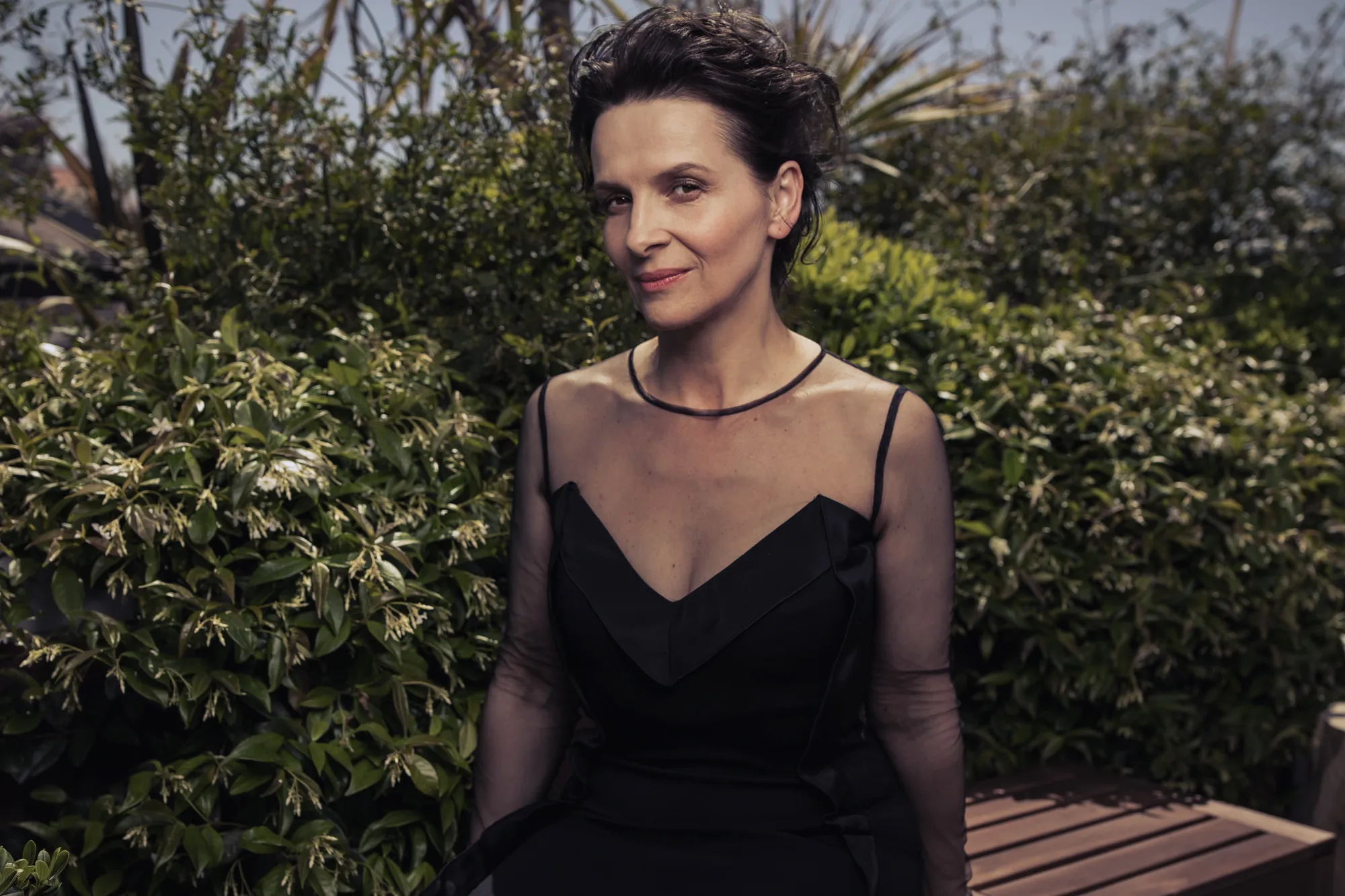 Juliette Binoche, Movies, Mentoring, Kristen Stewart, 2000x1340 HD Desktop