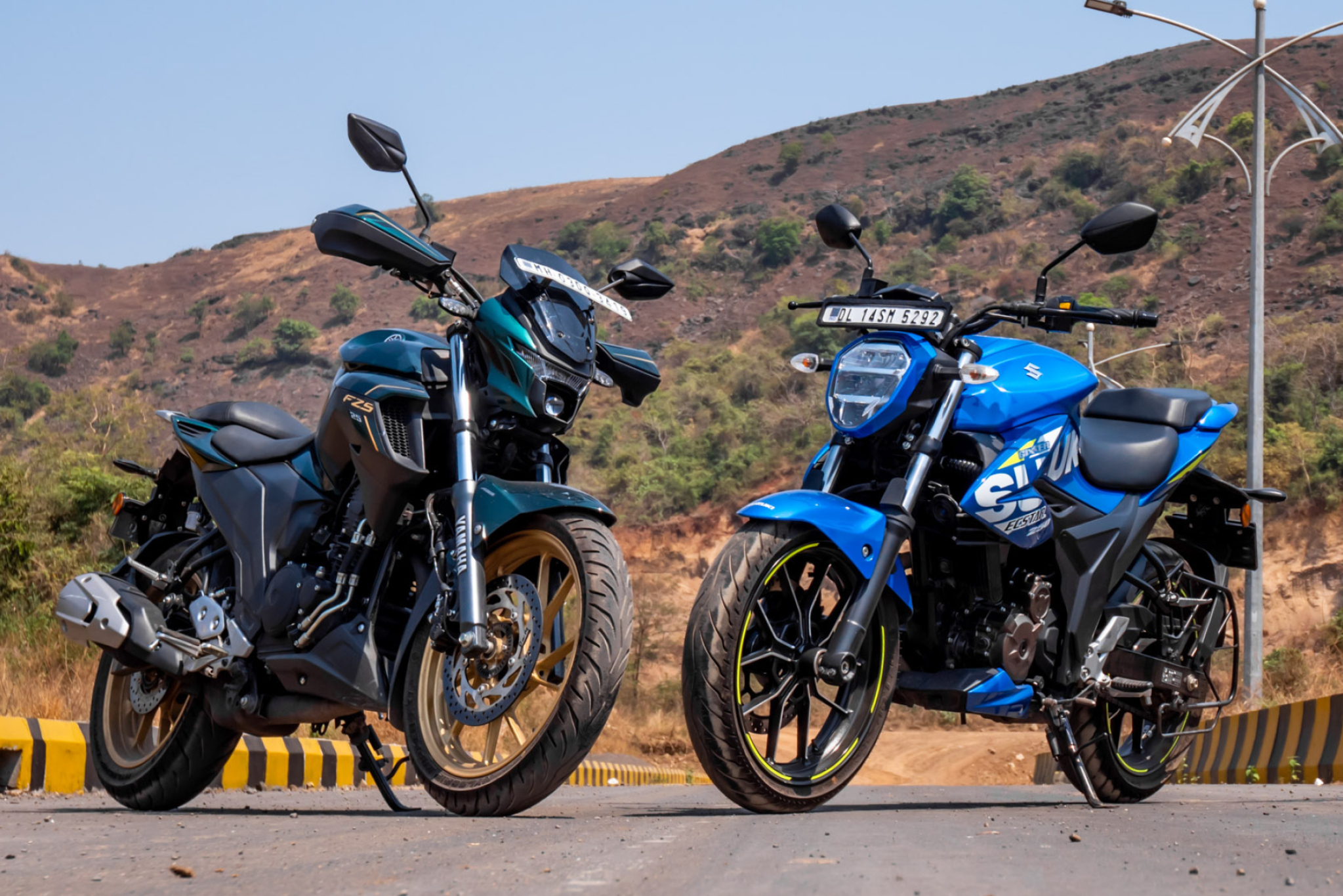 Yamaha FZ 25 vs Suzuki Gixxer 250, Yamaha FZ 25 Wallpaper, 2050x1370 HD Desktop