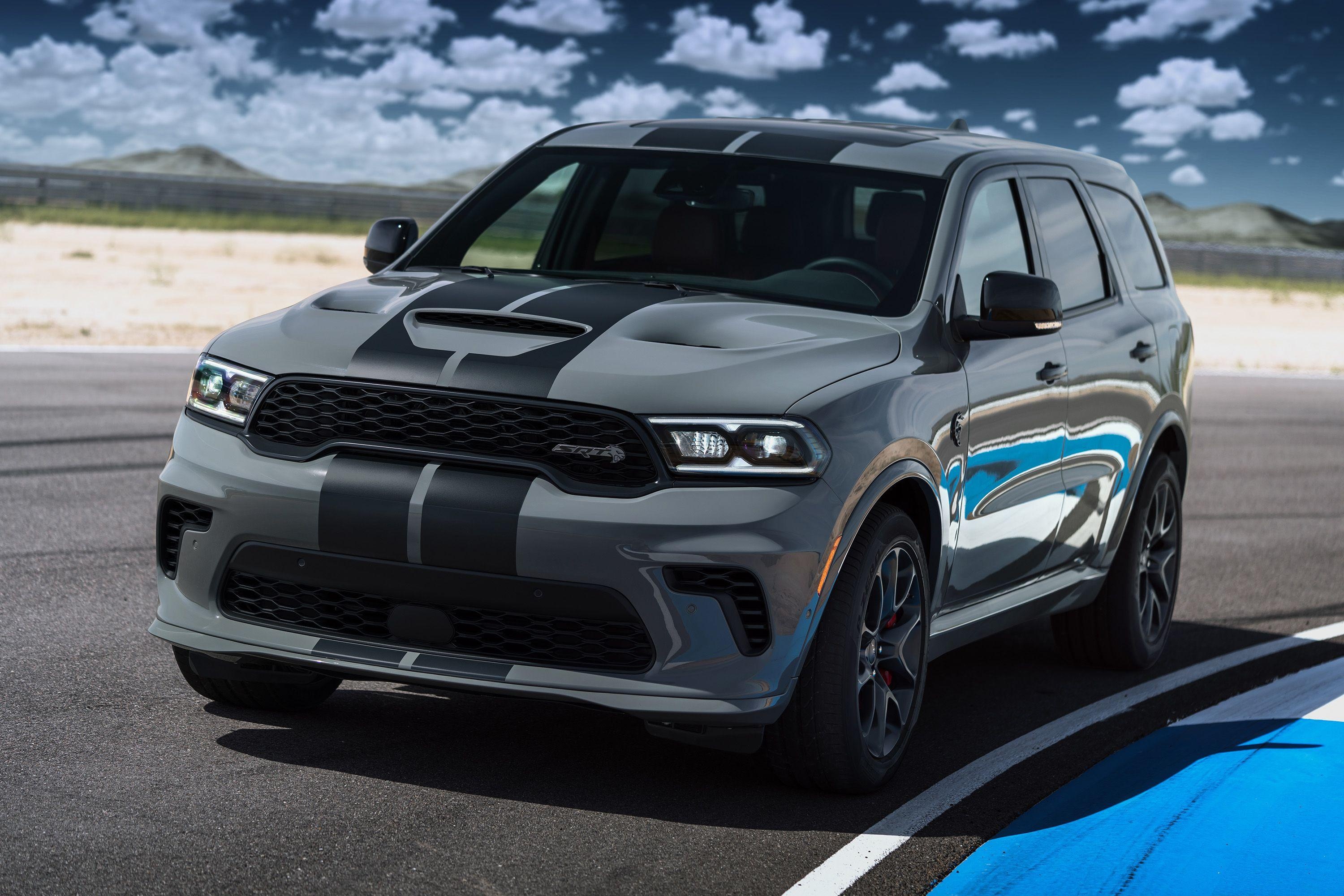 Dodge Durango SRT Hellcat, Front three-quarter wallpapers, 2021, 3000x2010 HD Desktop