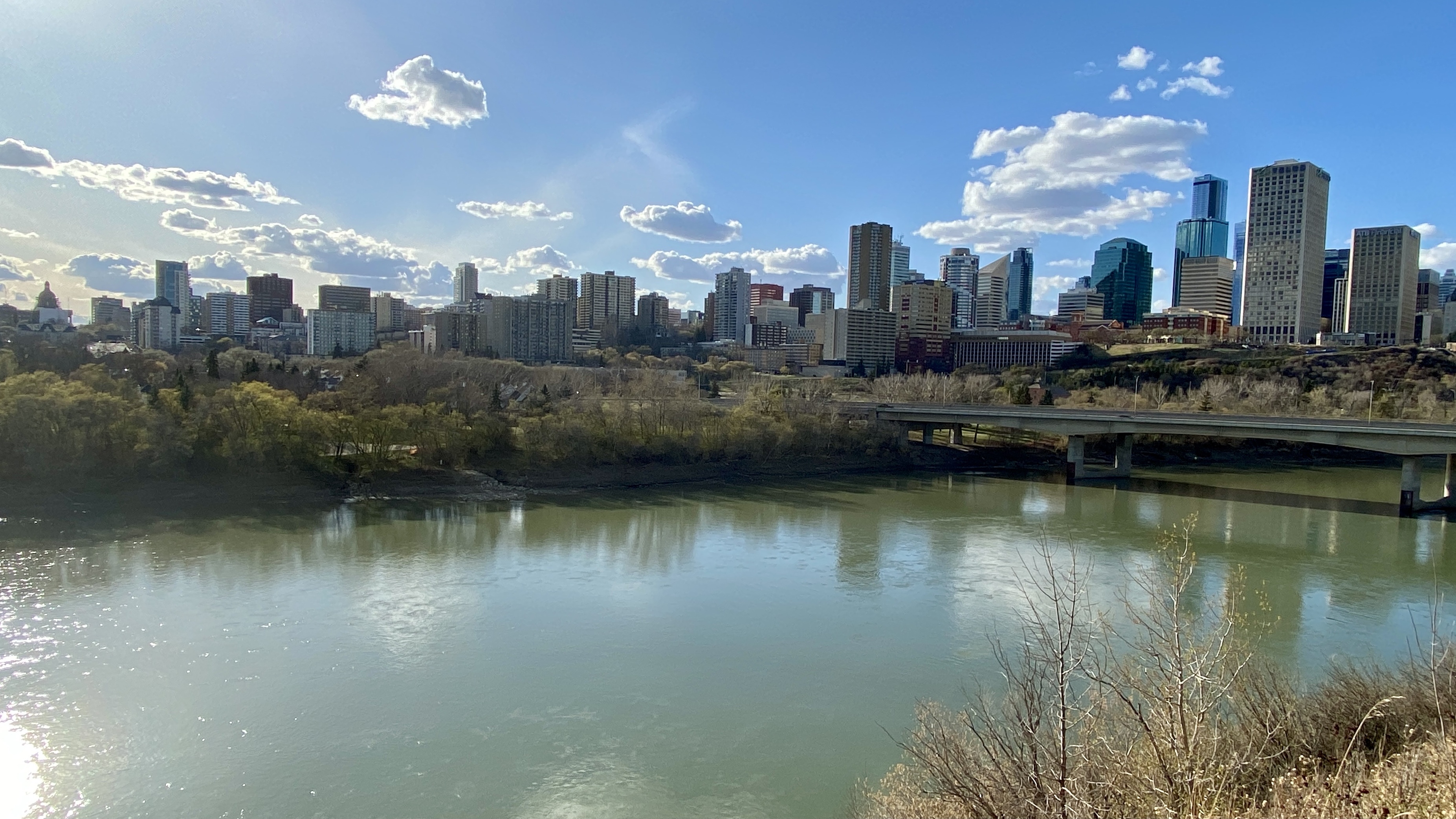 Saskatchewan River, Bighorn Dam, Water release, River flow management, 3710x2090 HD Desktop