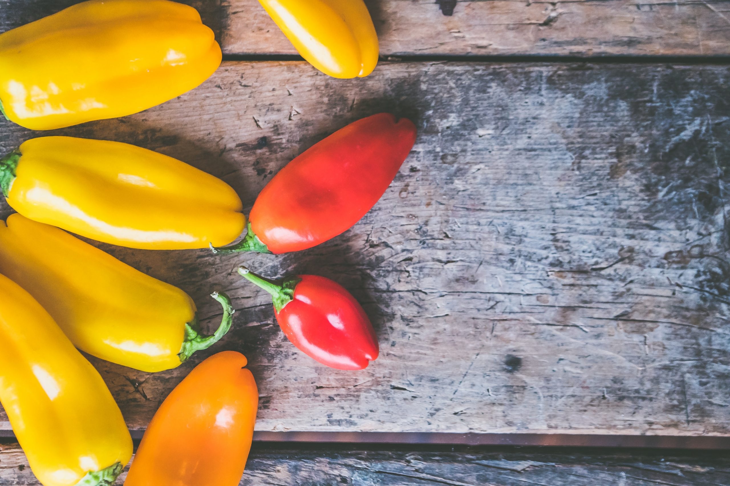 Yellow paprika pepper, Chef's market pick, Vibrant color, Culinary delight, 2560x1710 HD Desktop