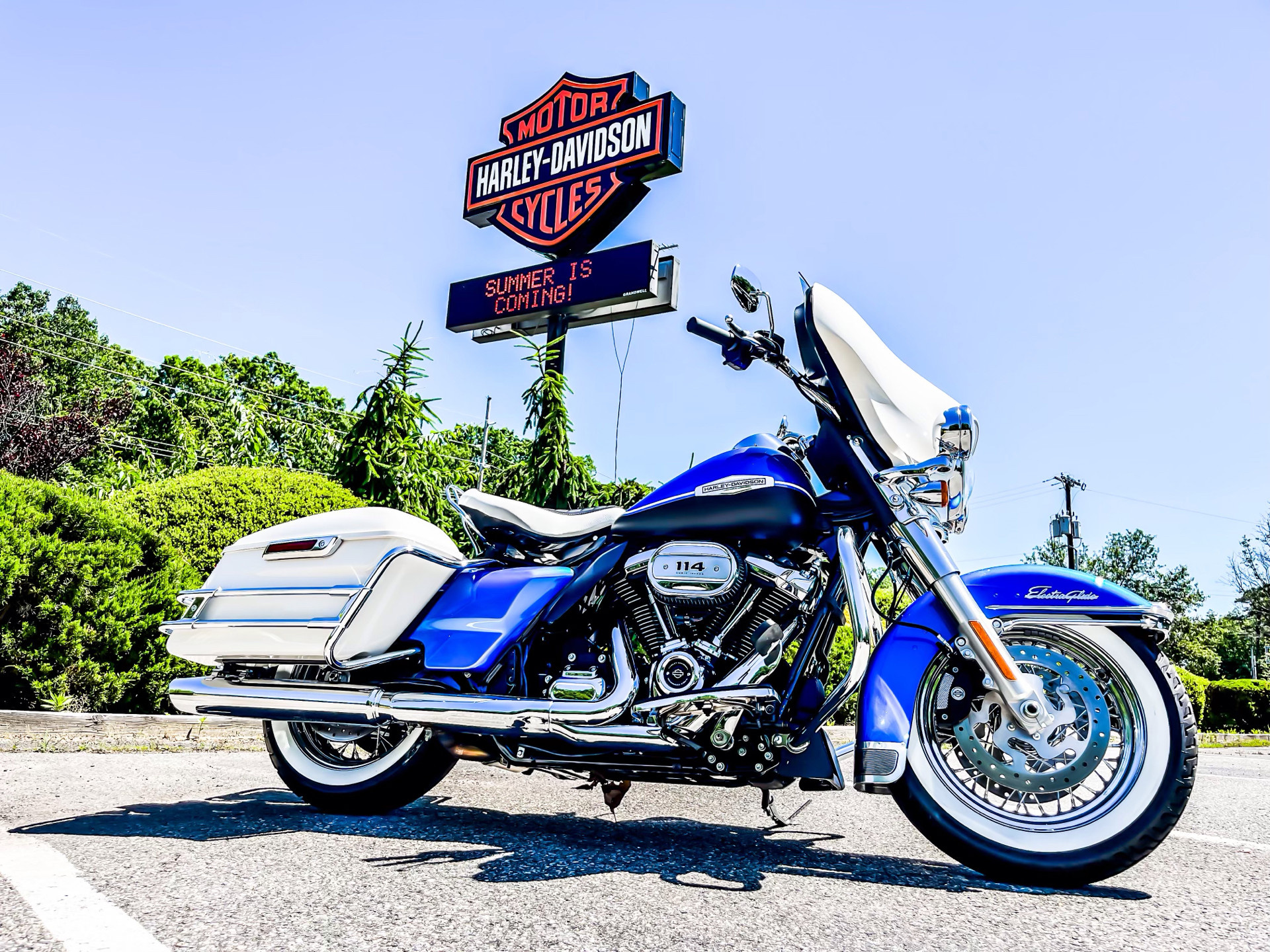 Harley-Davidson Electra Glide Revival, Classic cruiser, Iconic design, Timeless appeal, 1920x1440 HD Desktop