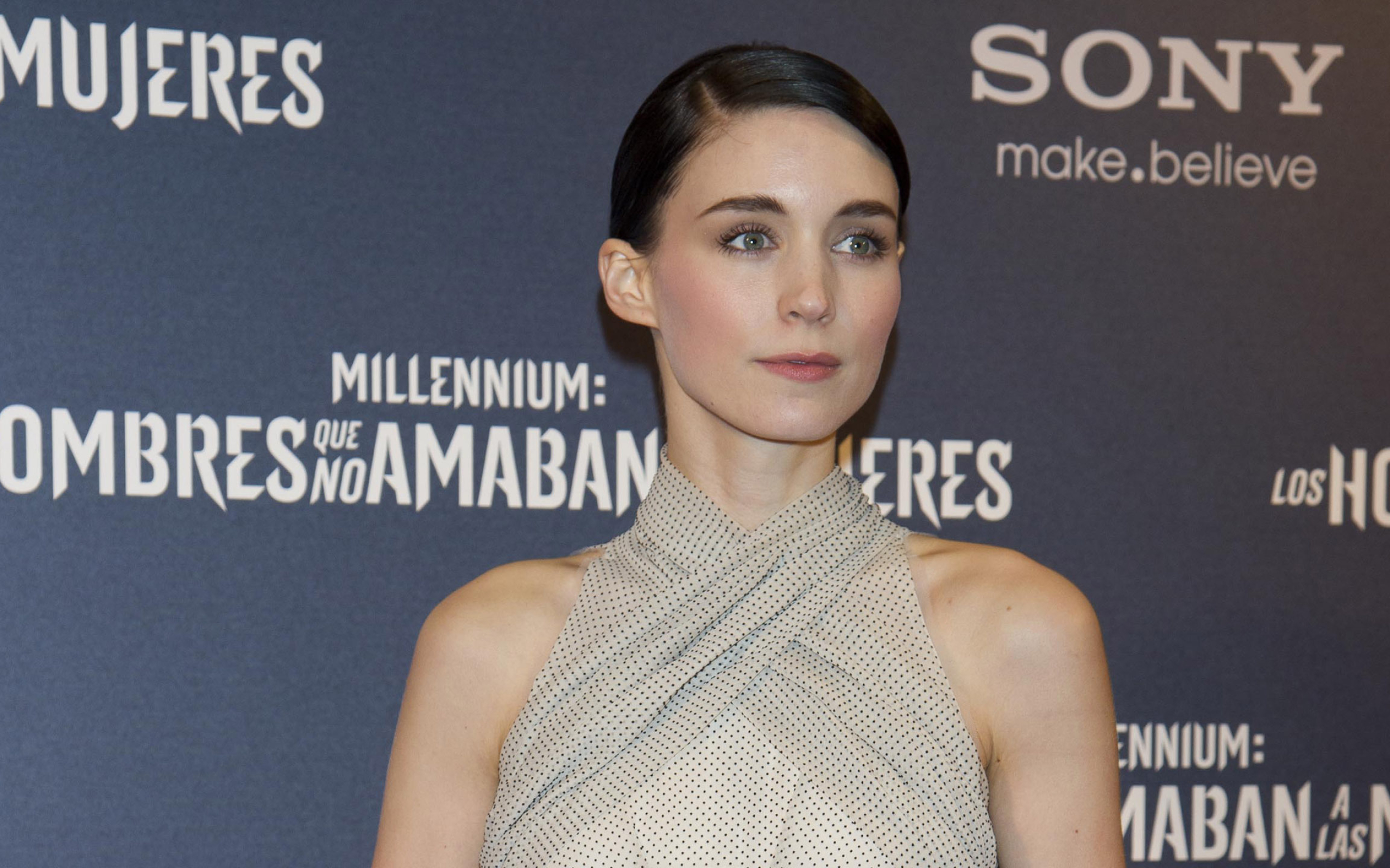 Rooney Mara, Celebrity wallpapers, Captivating gaze, Mesmerizing beauty, 2560x1600 HD Desktop