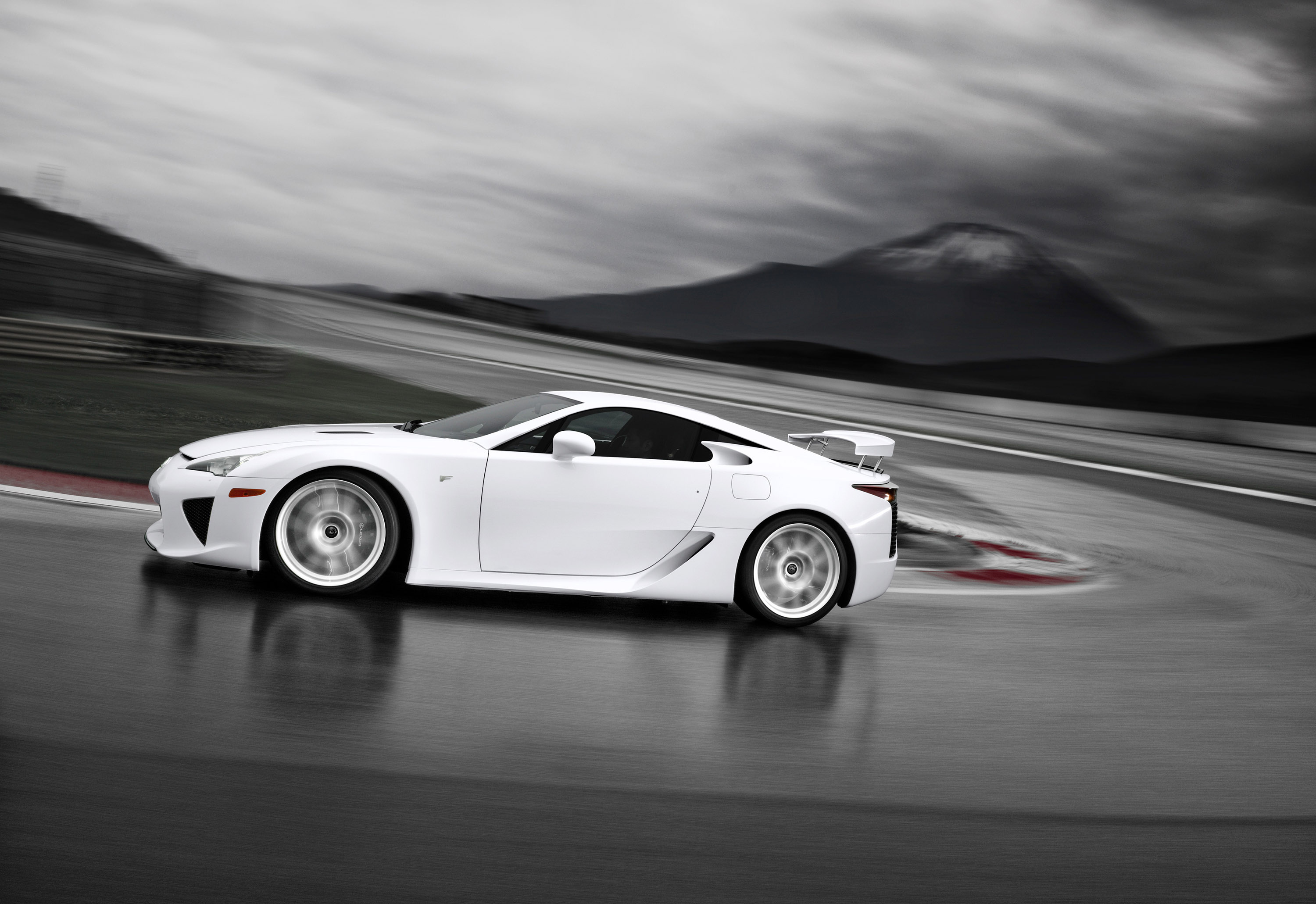 2011 Model Race, Lexus LFA Wallpaper, 3000x2070 HD Desktop