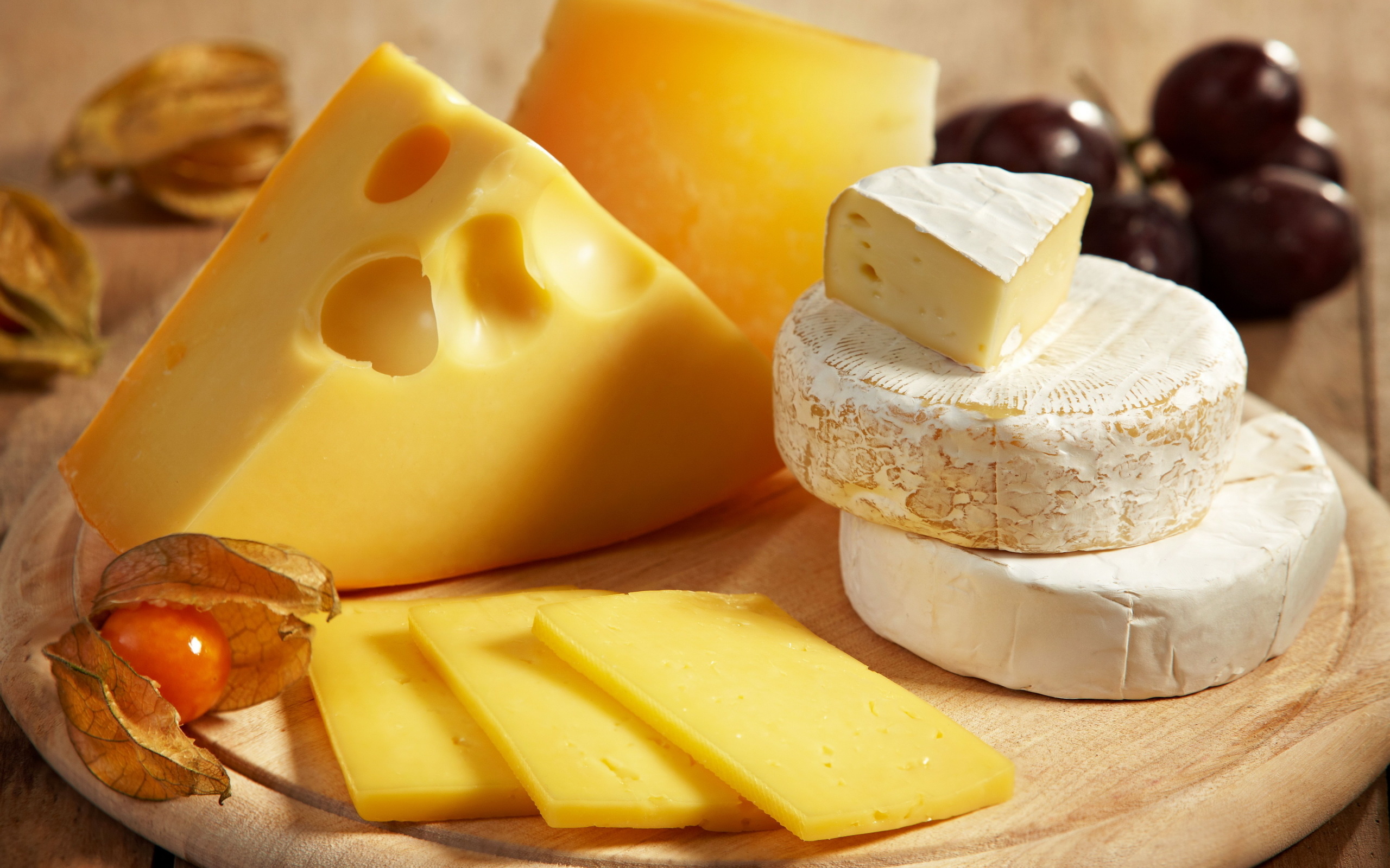 Posh cheese, Fine dining, Gourmet choice, Exquisite flavors, 2560x1600 HD Desktop