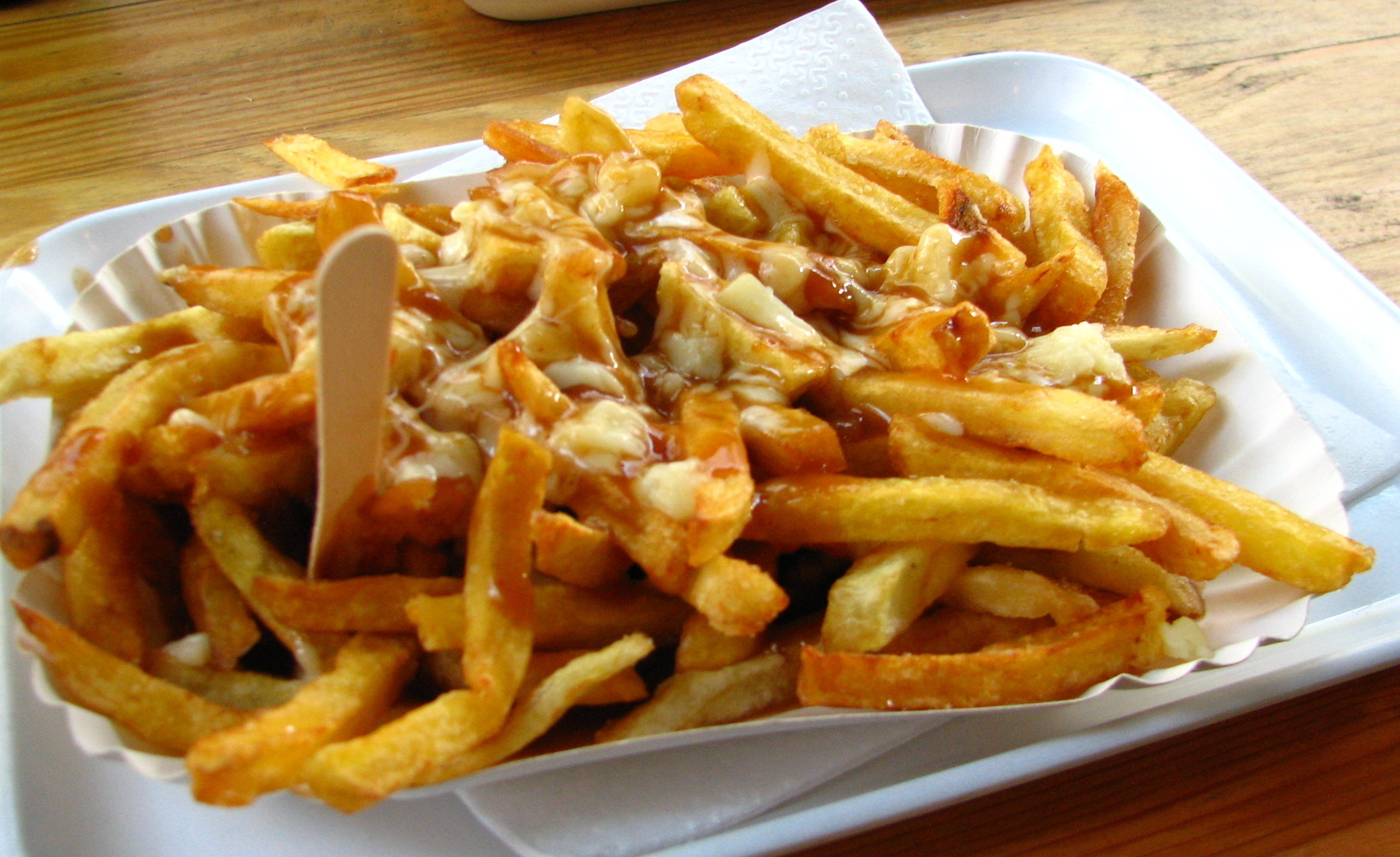 Poutine wallpaper, Canadian delicacy, Cheese curds and gravy, Delicious food, 2330x1430 HD Desktop