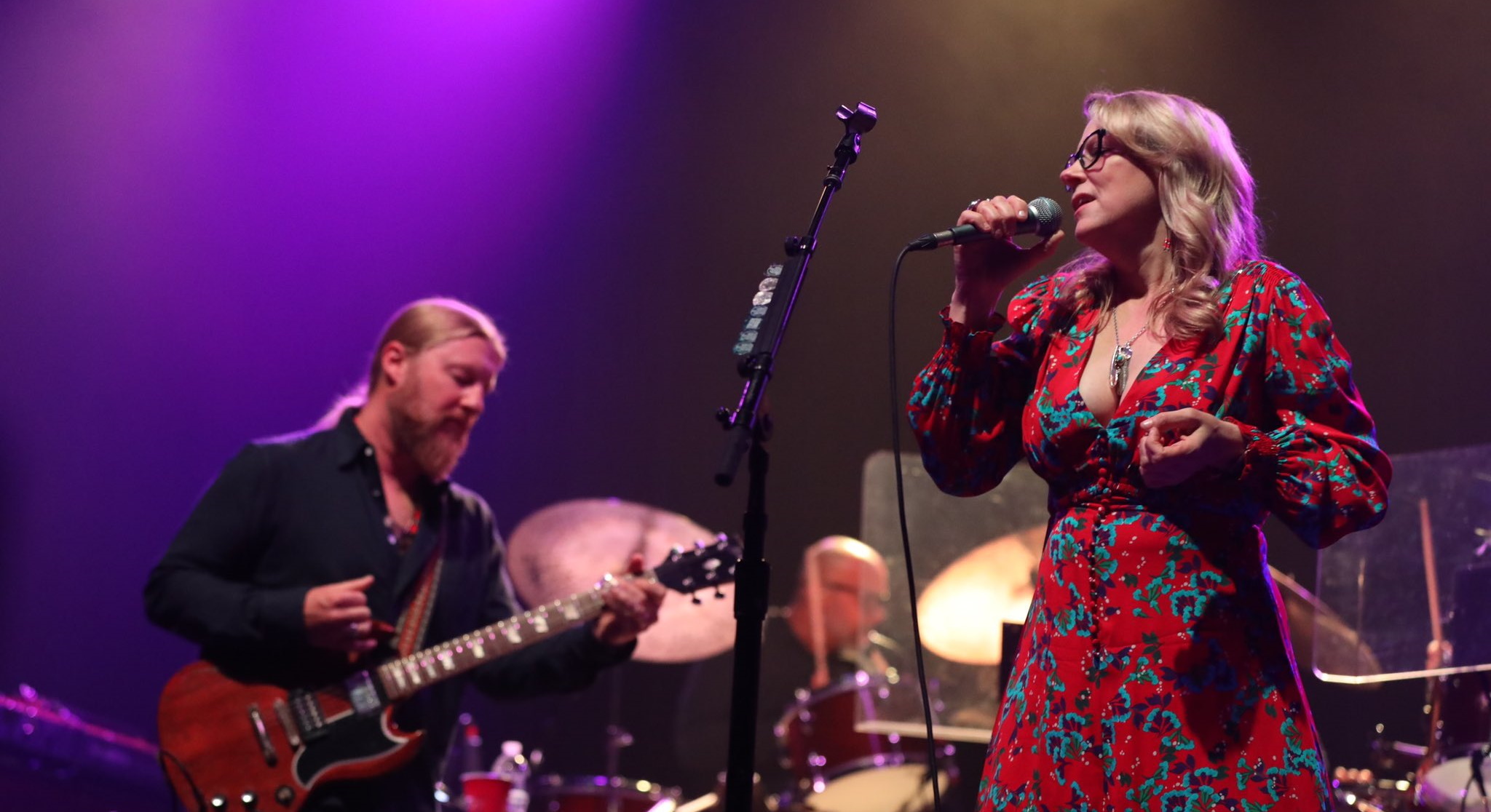 Macon City Auditorium, Tedeschi Trucks Band Wallpaper, 2050x1120 HD Desktop