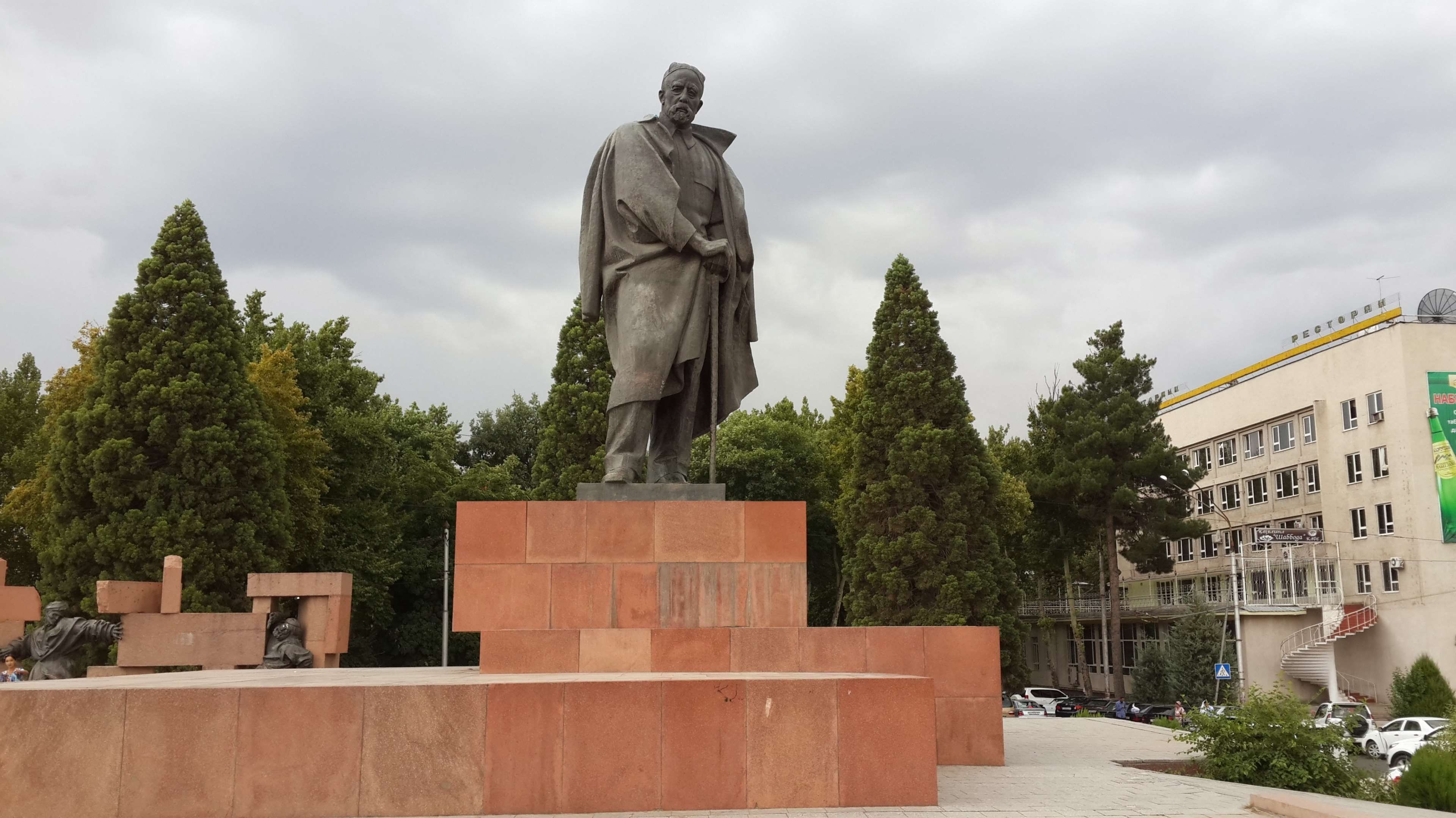 Dushanbe museum, Ayni, Tajikistan, Dushanbe, 3840x2160 4K Desktop