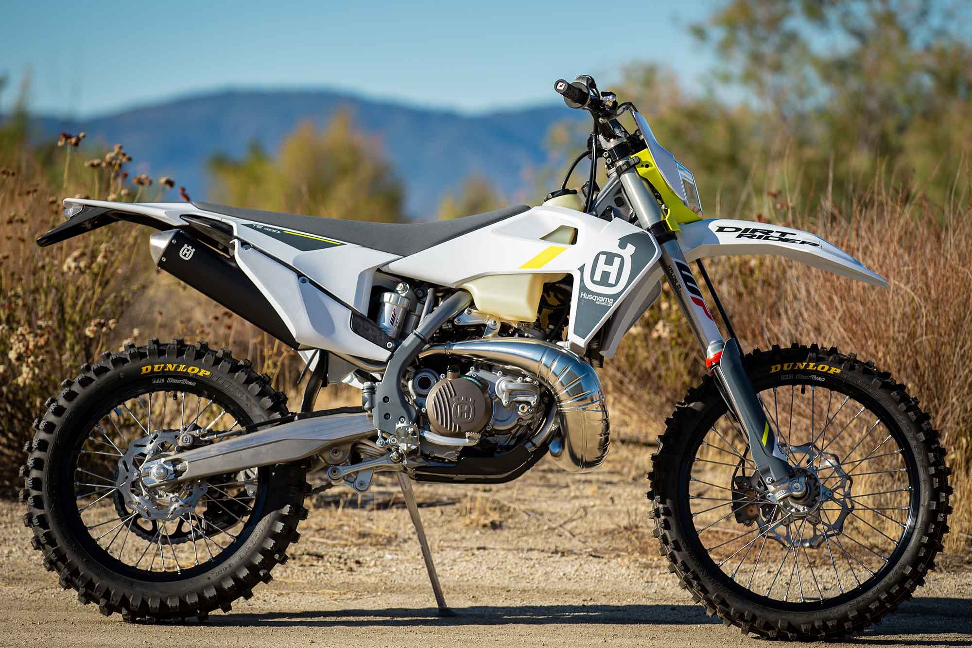 Husqvarna TE, 2022 model, Dirt rider, 2000x1340 HD Desktop