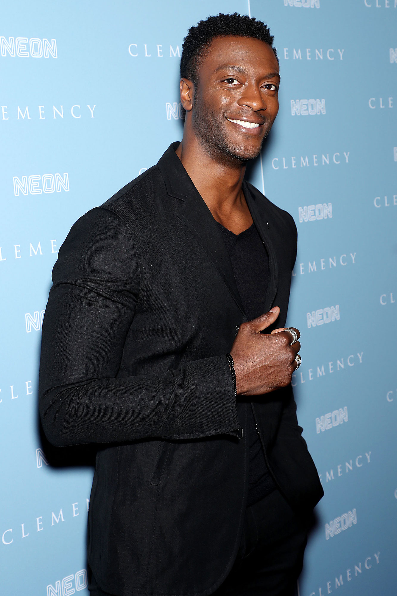 Aldis Hodge, Naughty or nice?, 1340x2000 HD Phone