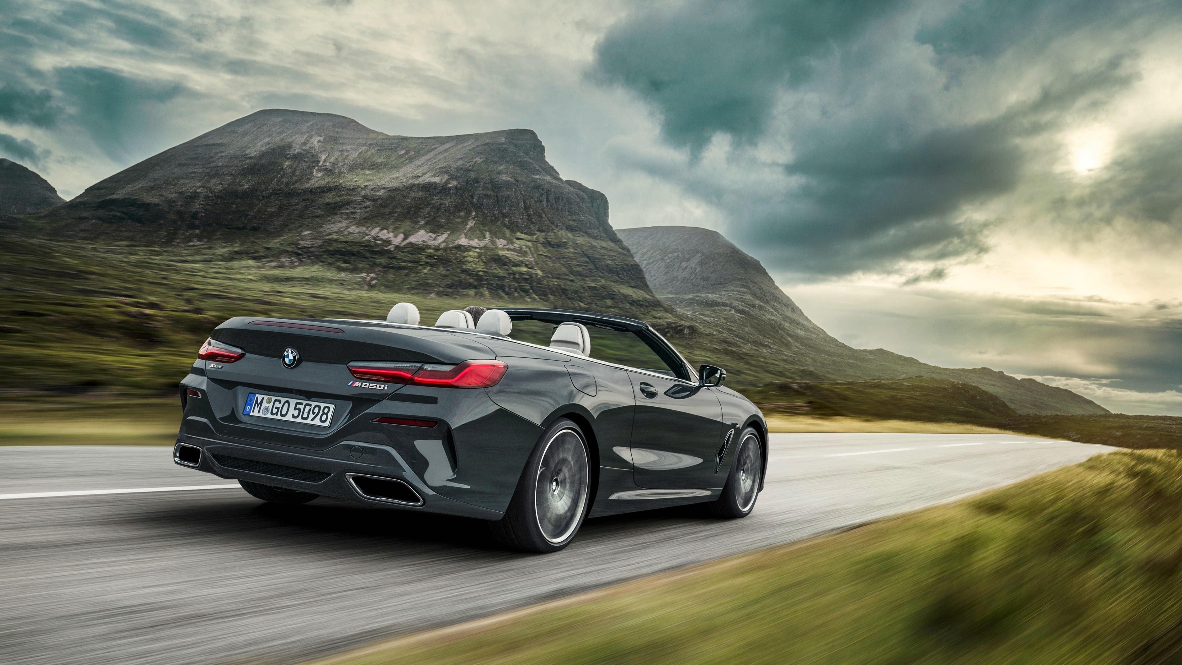 M850i Cabrio, BMW 8 Series Wallpaper, 3840x2160 4K Desktop