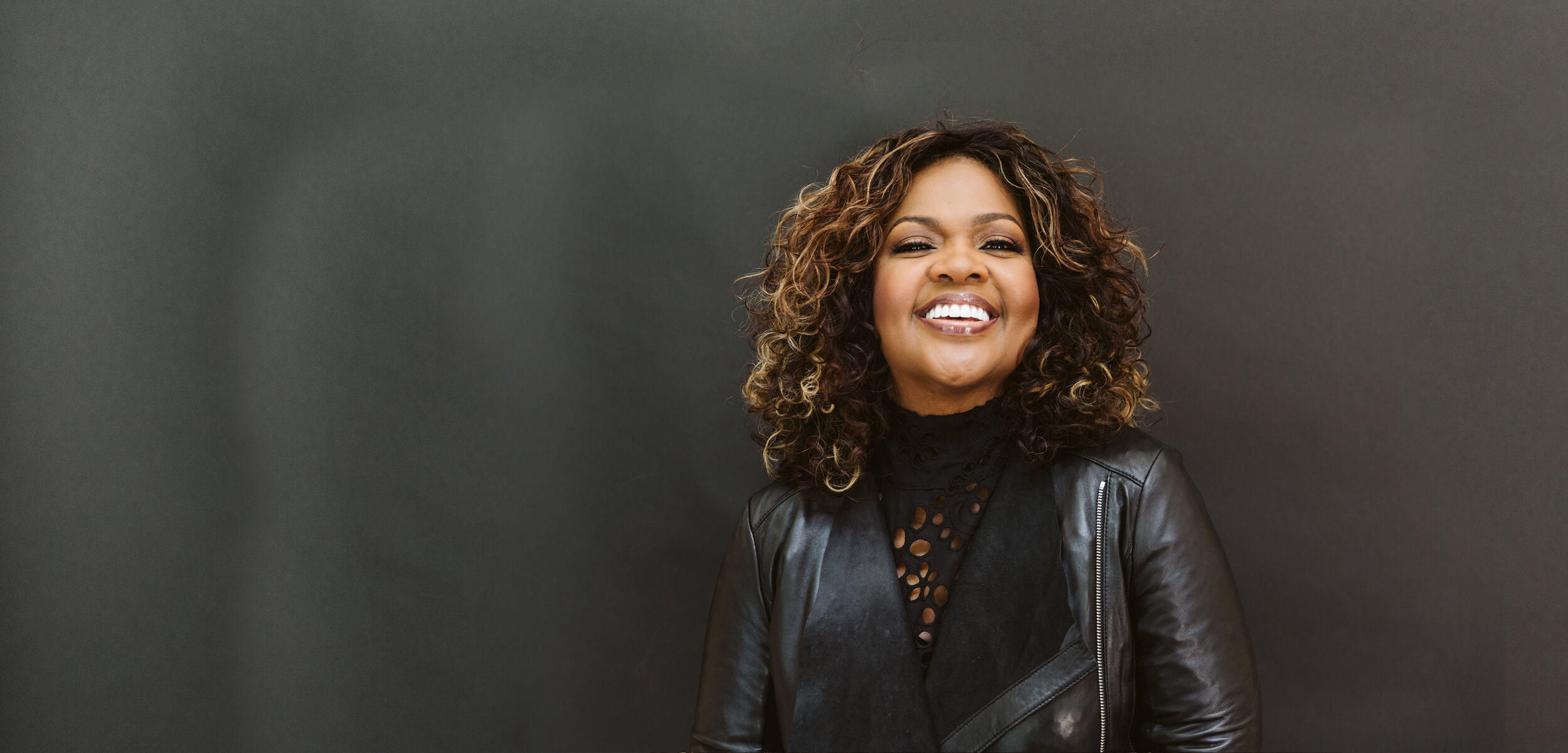 CeCe Winans, Gospel legend, Record-breaking success, Inspiring journey, 2500x1210 Dual Screen Desktop