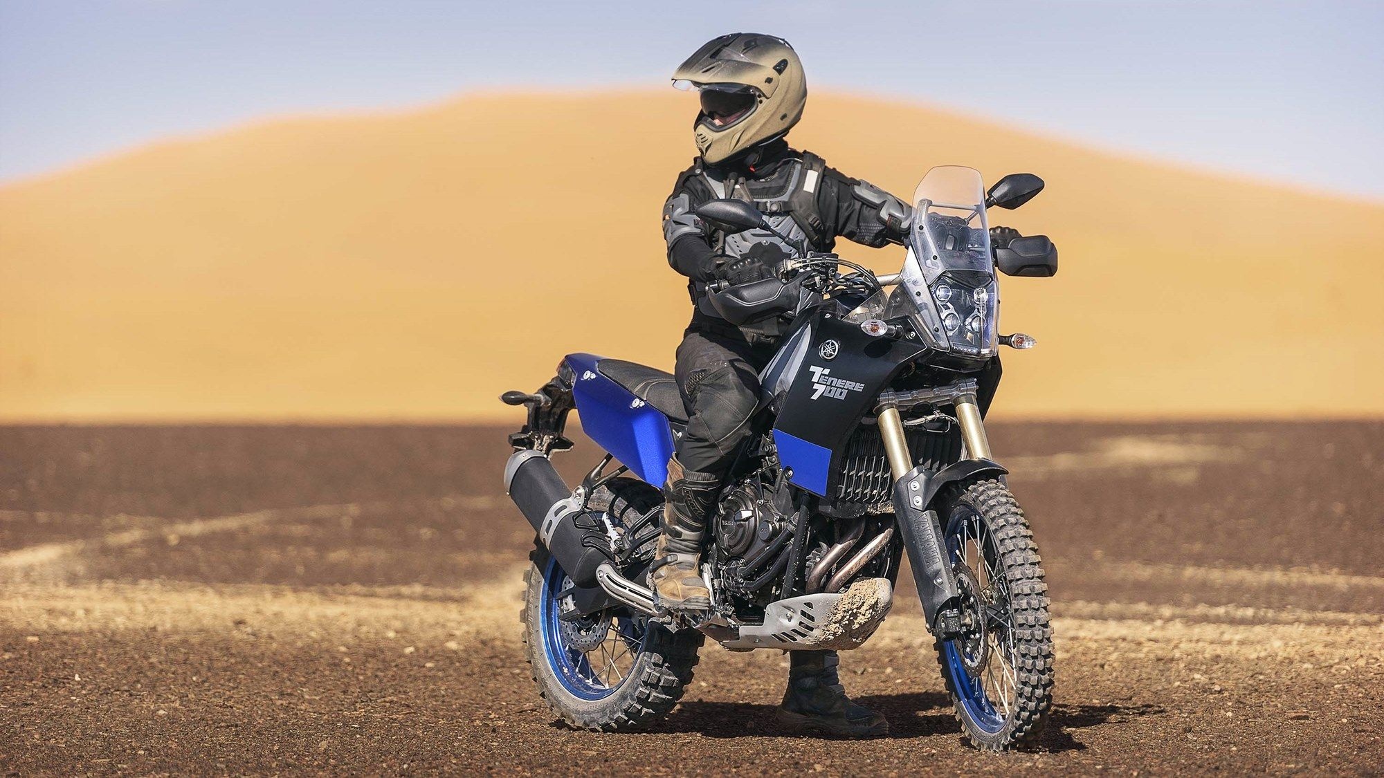 Desert, Yamaha Tenere 700 Wallpaper, 2000x1130 HD Desktop