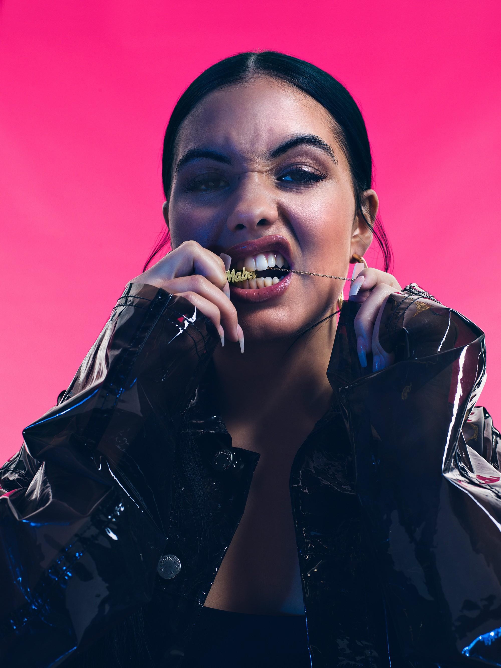 Mabel, Singer, Celebrity, Fashionable wallpapers, 2000x2670 HD Phone