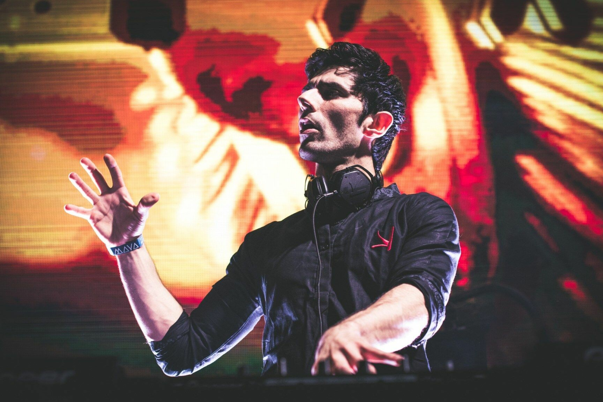 KSHMR, EDM artist, DJ inspiration, KSHMR ideas, 1920x1290 HD Desktop