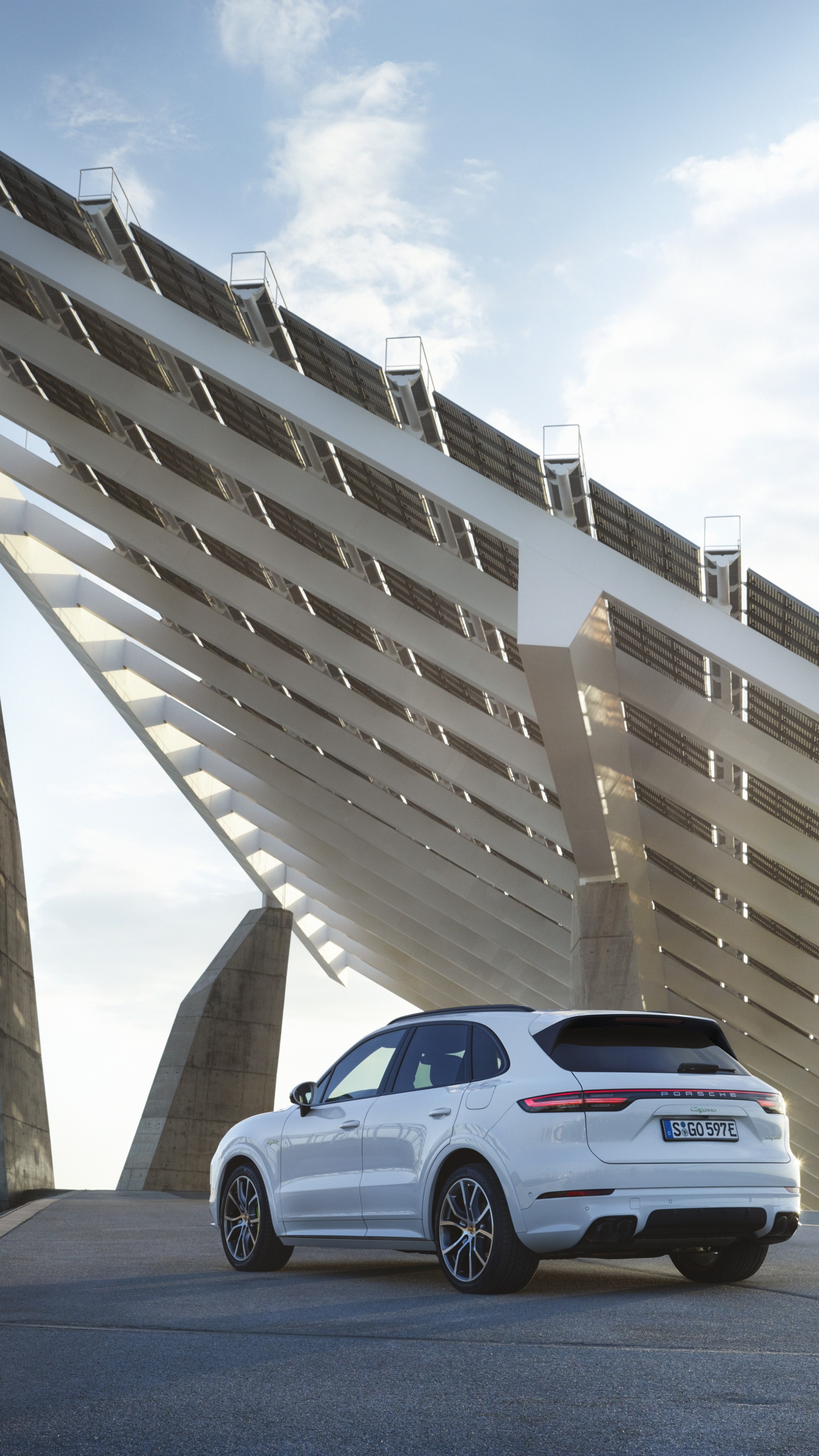Porsche Cayenne, Auto, E Hybrid, SUV, 2160x3840 4K Phone