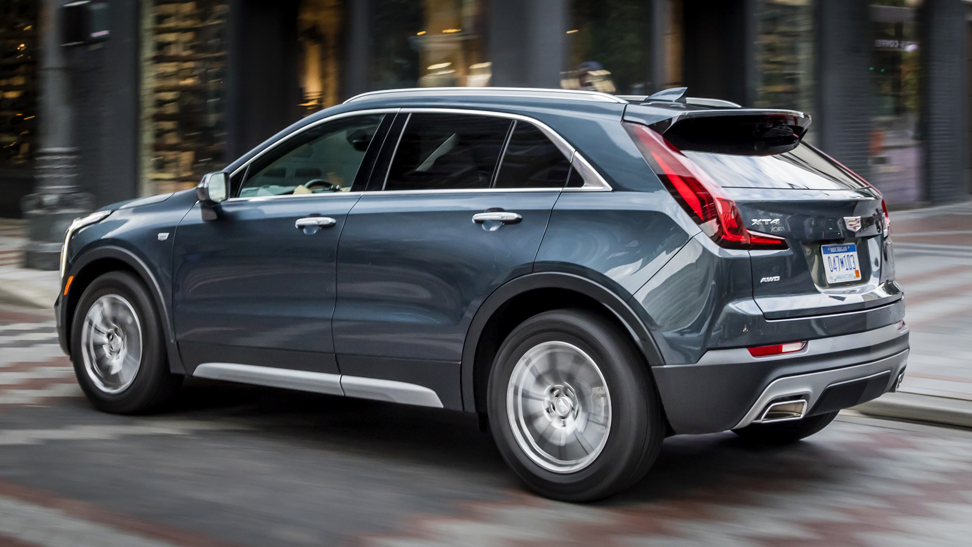Cadillac XT4, Stylish SUV, HD wallpapers, Beauty in motion, 1920x1080 Full HD Desktop
