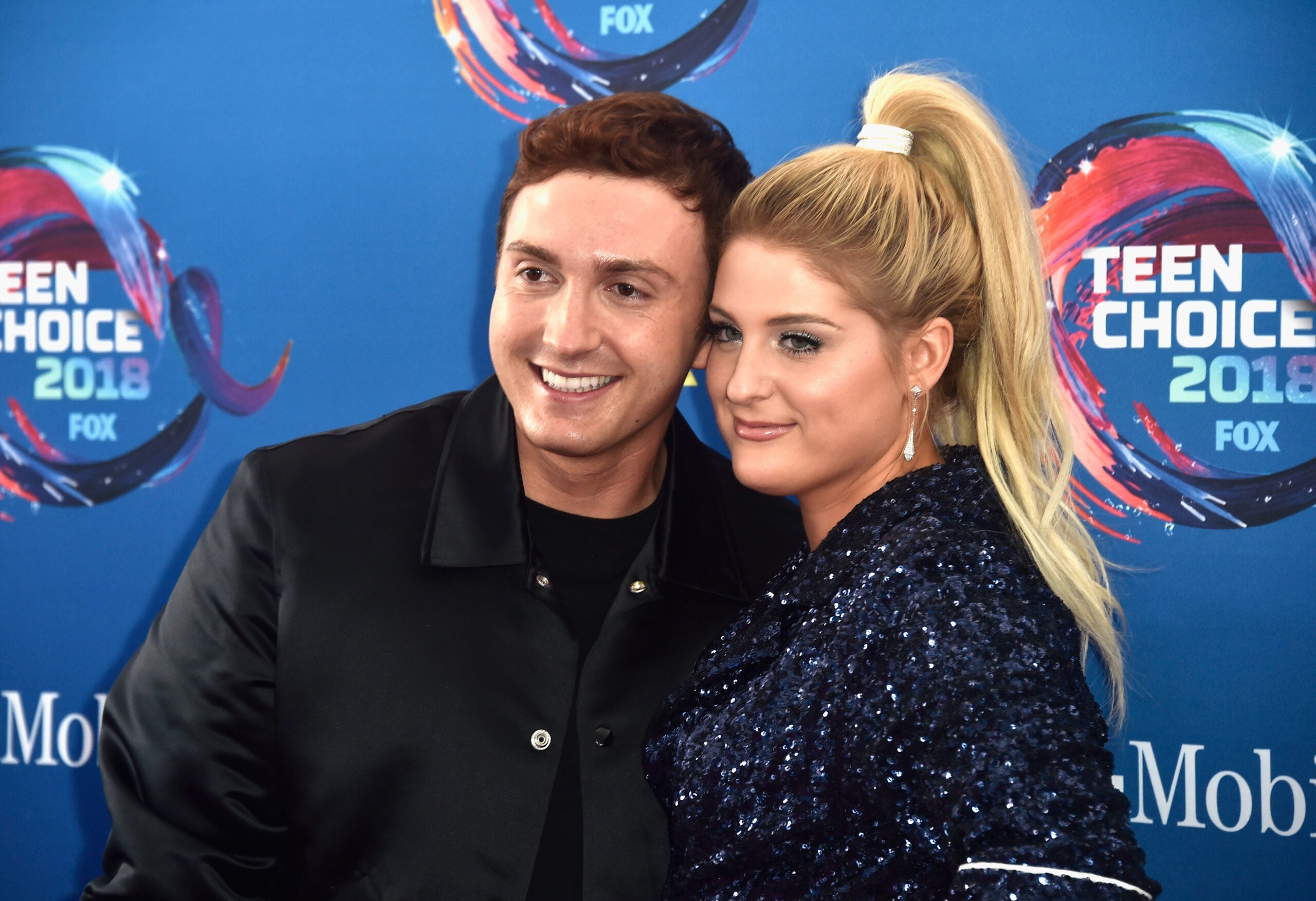 Daryl Sabara Movies, Meghan Trainor, Familymoon Memories, Instagram, 2560x1760 HD Desktop