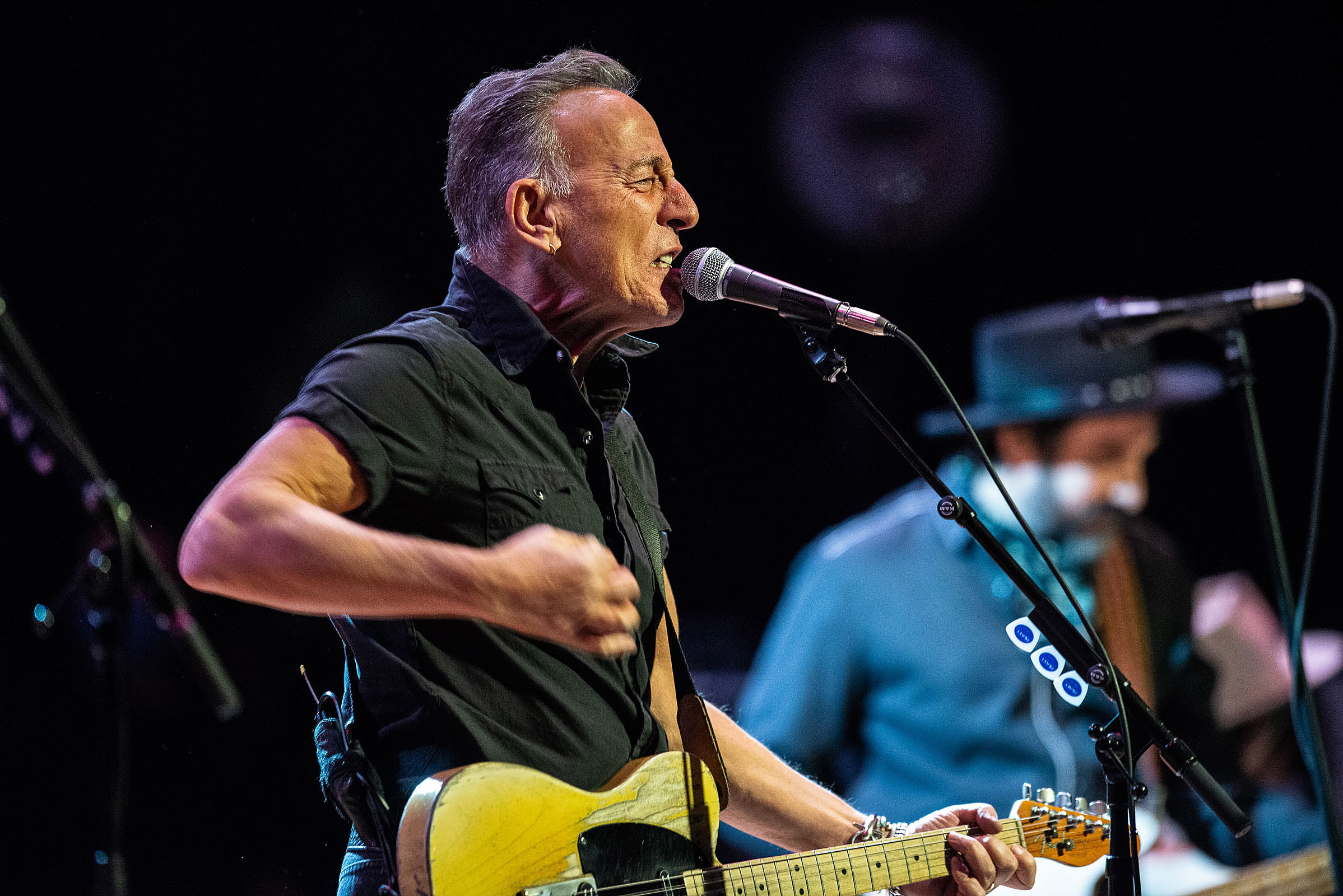 Bruce Springsteen, Join Bleachers, Chinatown at Radio City, Watch, 2400x1600 HD Desktop